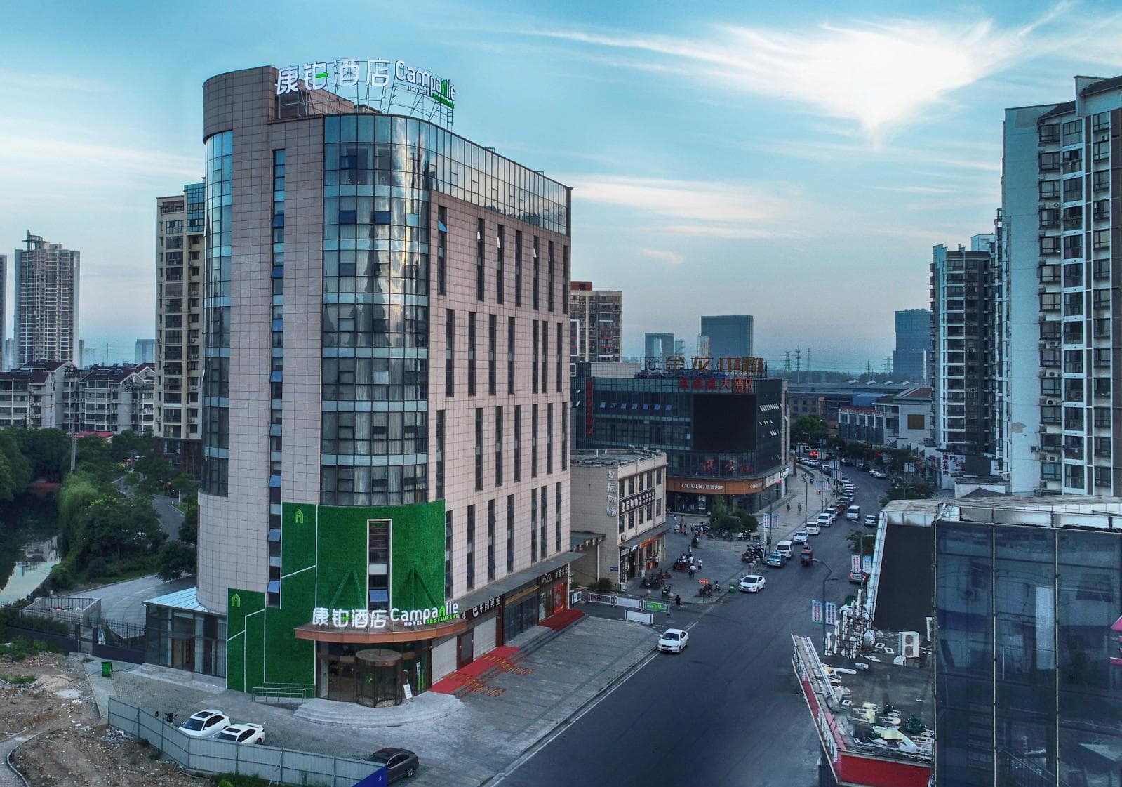 Campanile Hotel Wuxi Huishan Qianqiao Metro Station