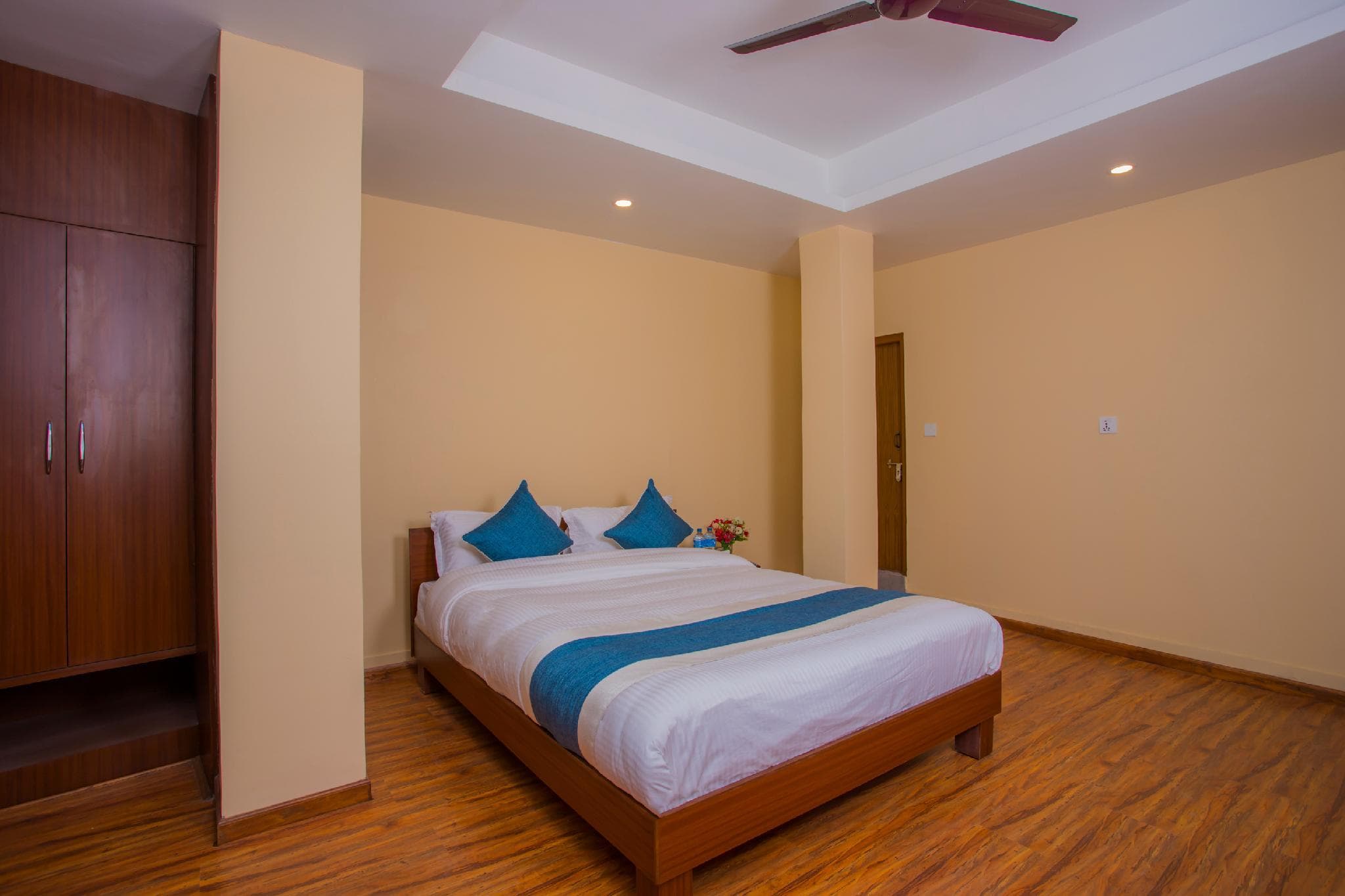 OYO 273 Hotel Rara Palace photo 3