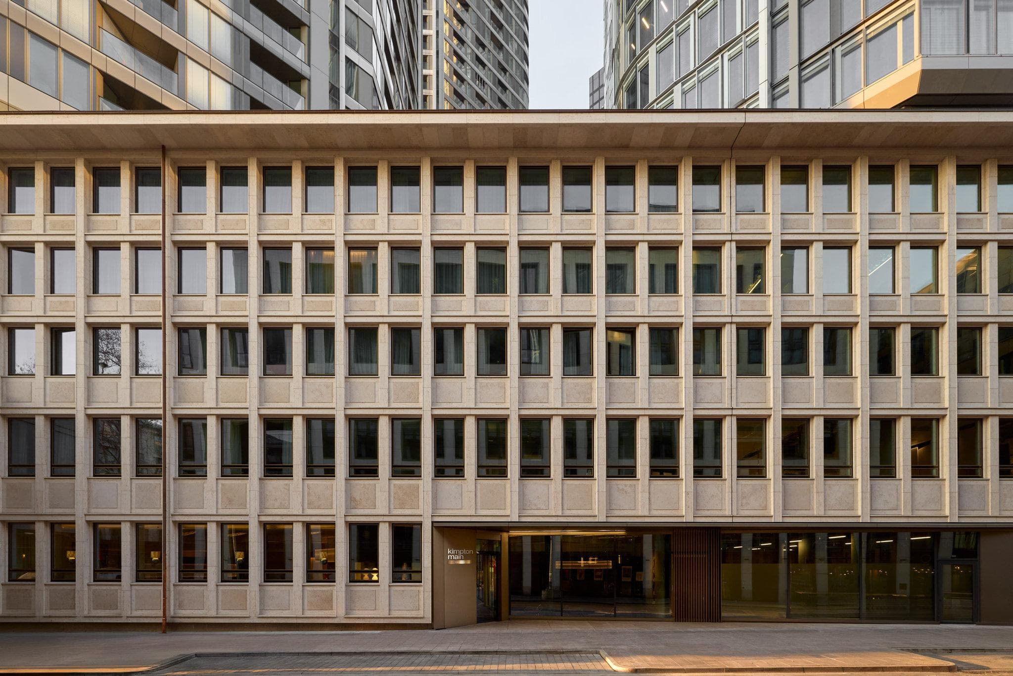 Kimpton Main Frankfurt By IHG photo 5