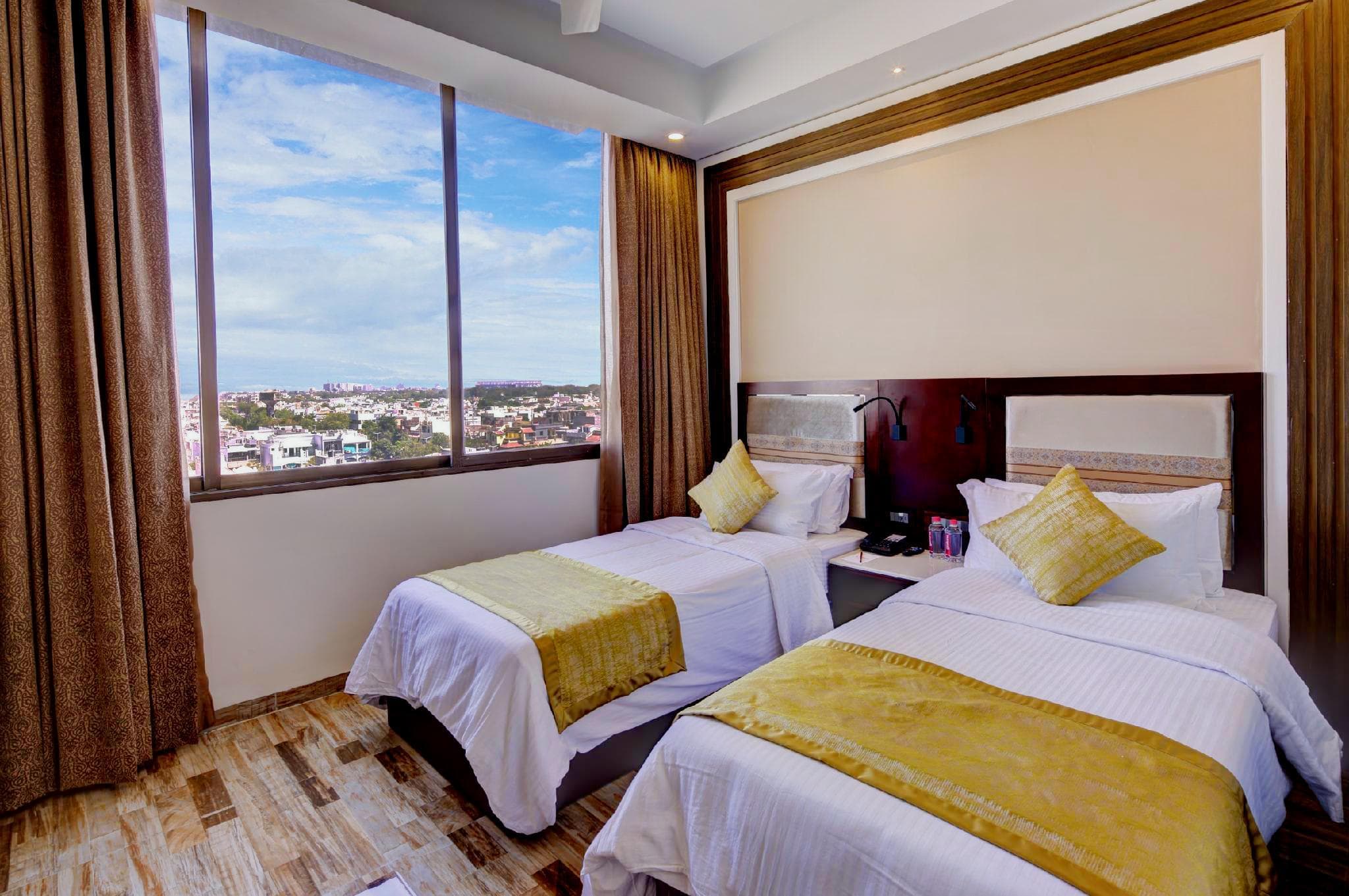 Regenta Inn Ranip Ahmedabad photo 2