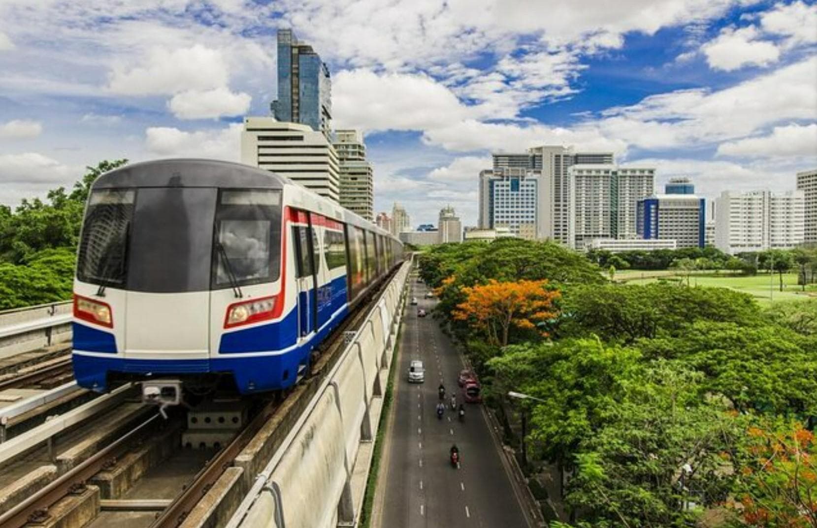 EM HOME Sukhumvit Bangkok near Train and Shopping photo 3
