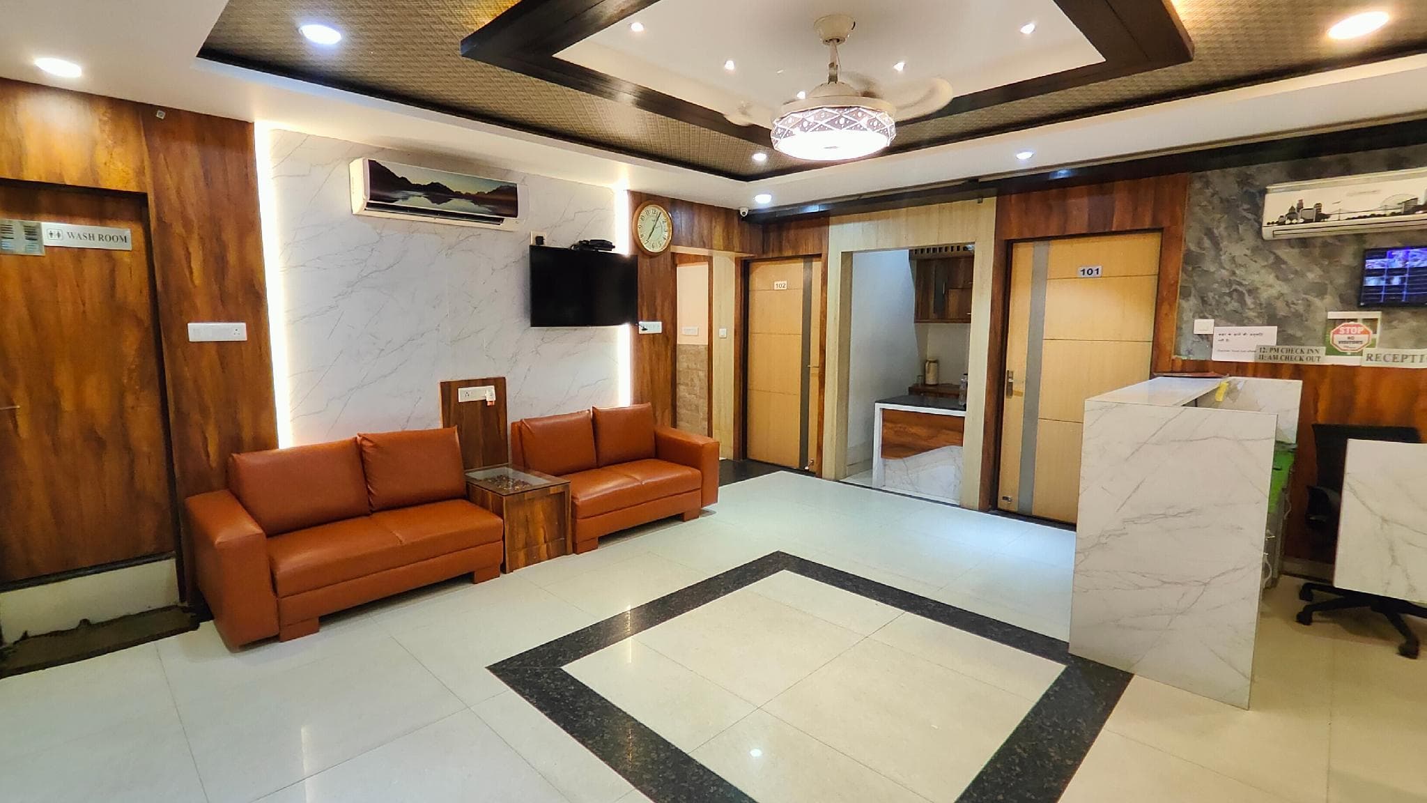 Hotel Sapphire Inn photo 4