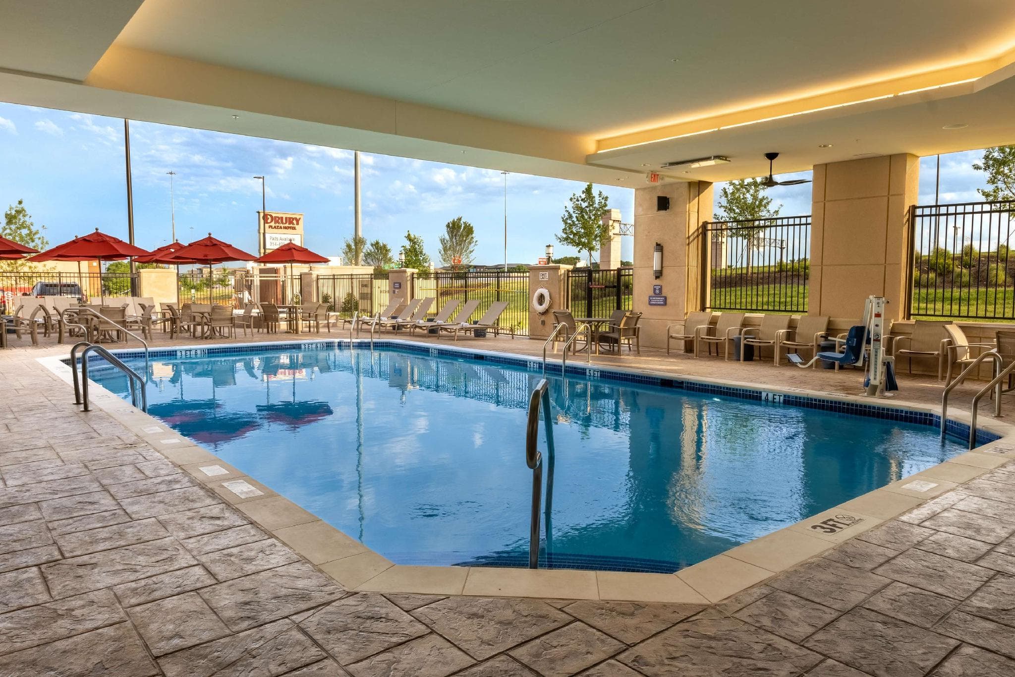 Drury Plaza Hotel Dallas Arlington photo 5