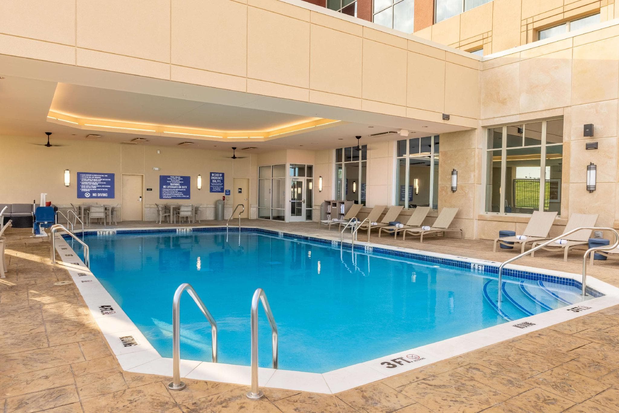 Drury Plaza Hotel Dallas Arlington photo 4