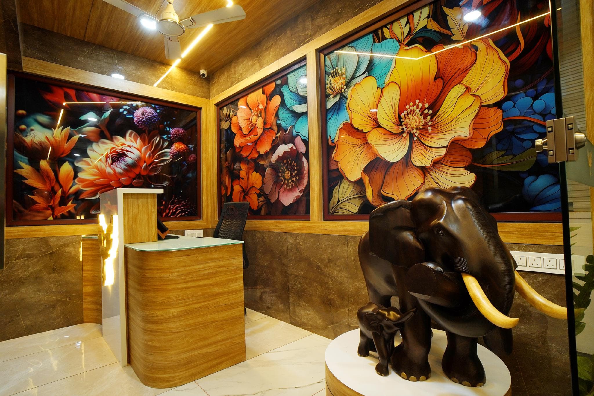 UNIVERSAL RESIDENCY photo 5