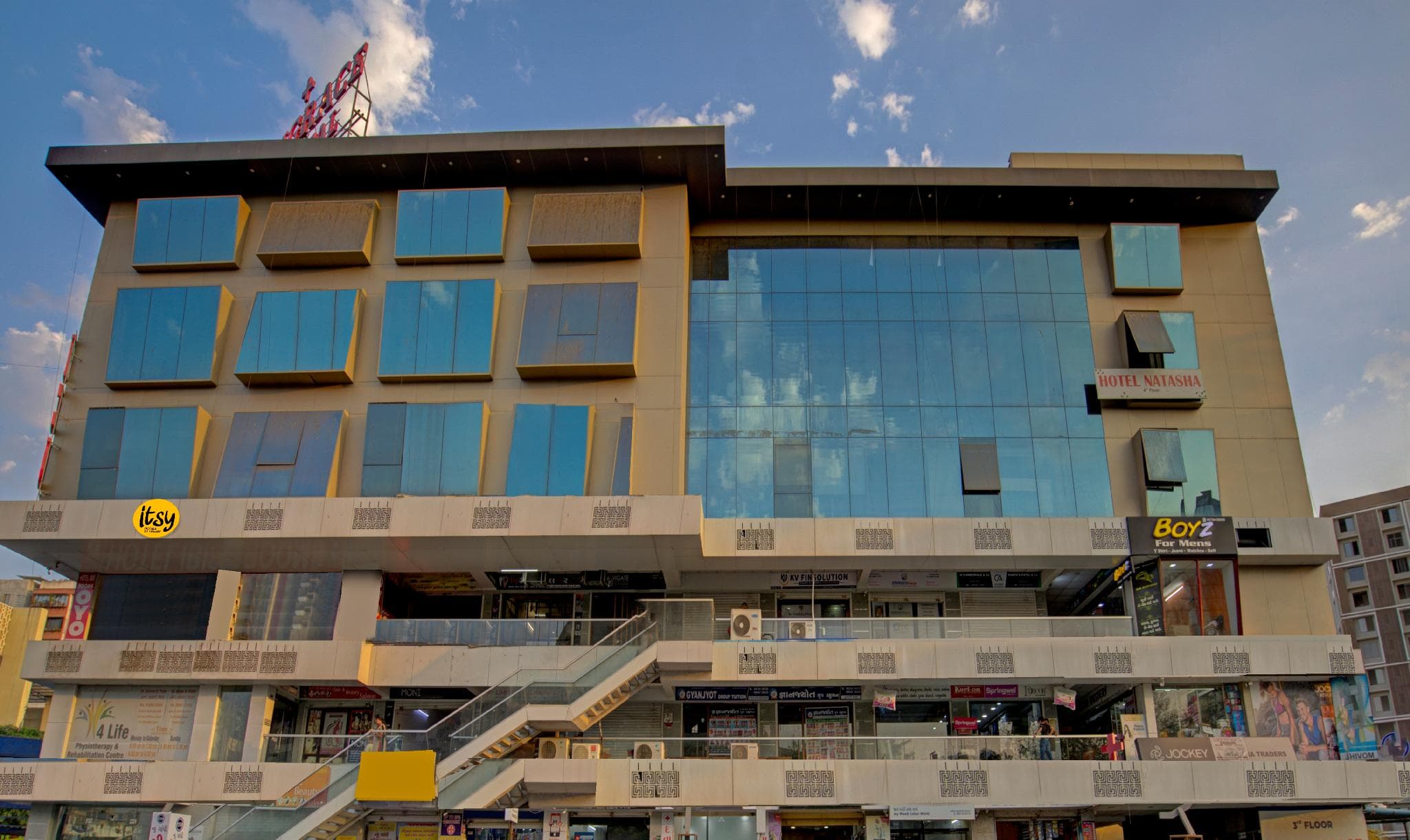 Hotel Natasha photo 3