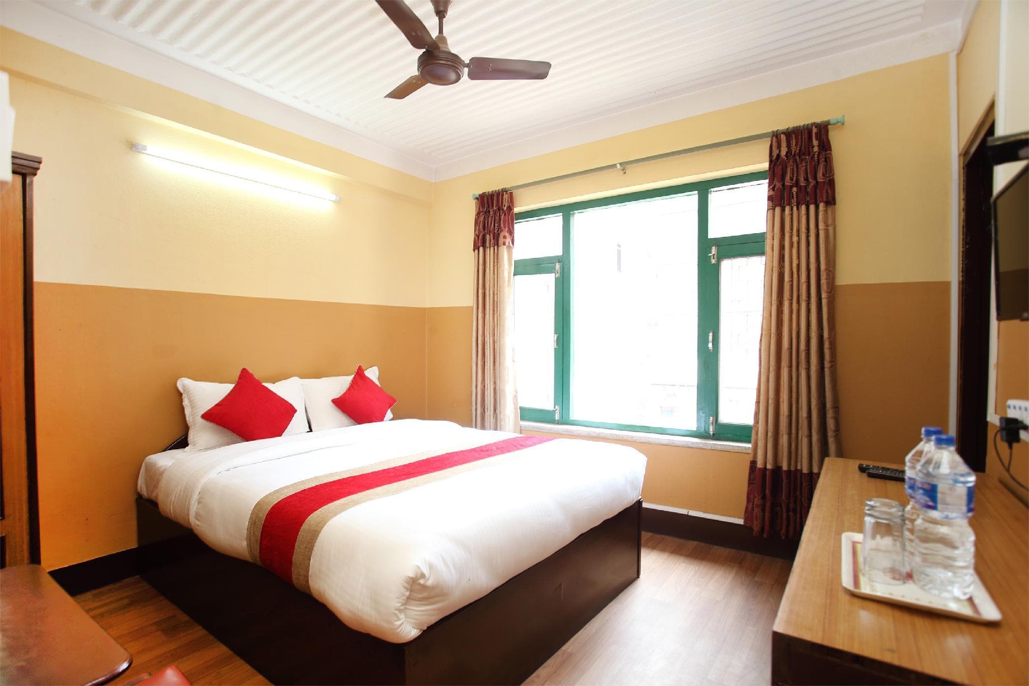 SPOT ON 383 Hotel Himalayan Ashoka photo 5