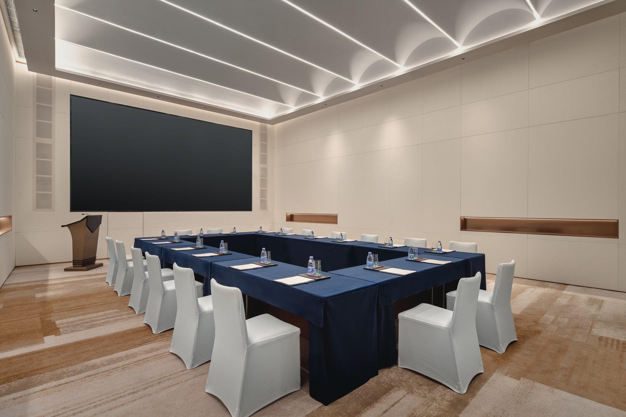 Crowne Plaza Wuhan Tianhe Airport By IHG photo 5