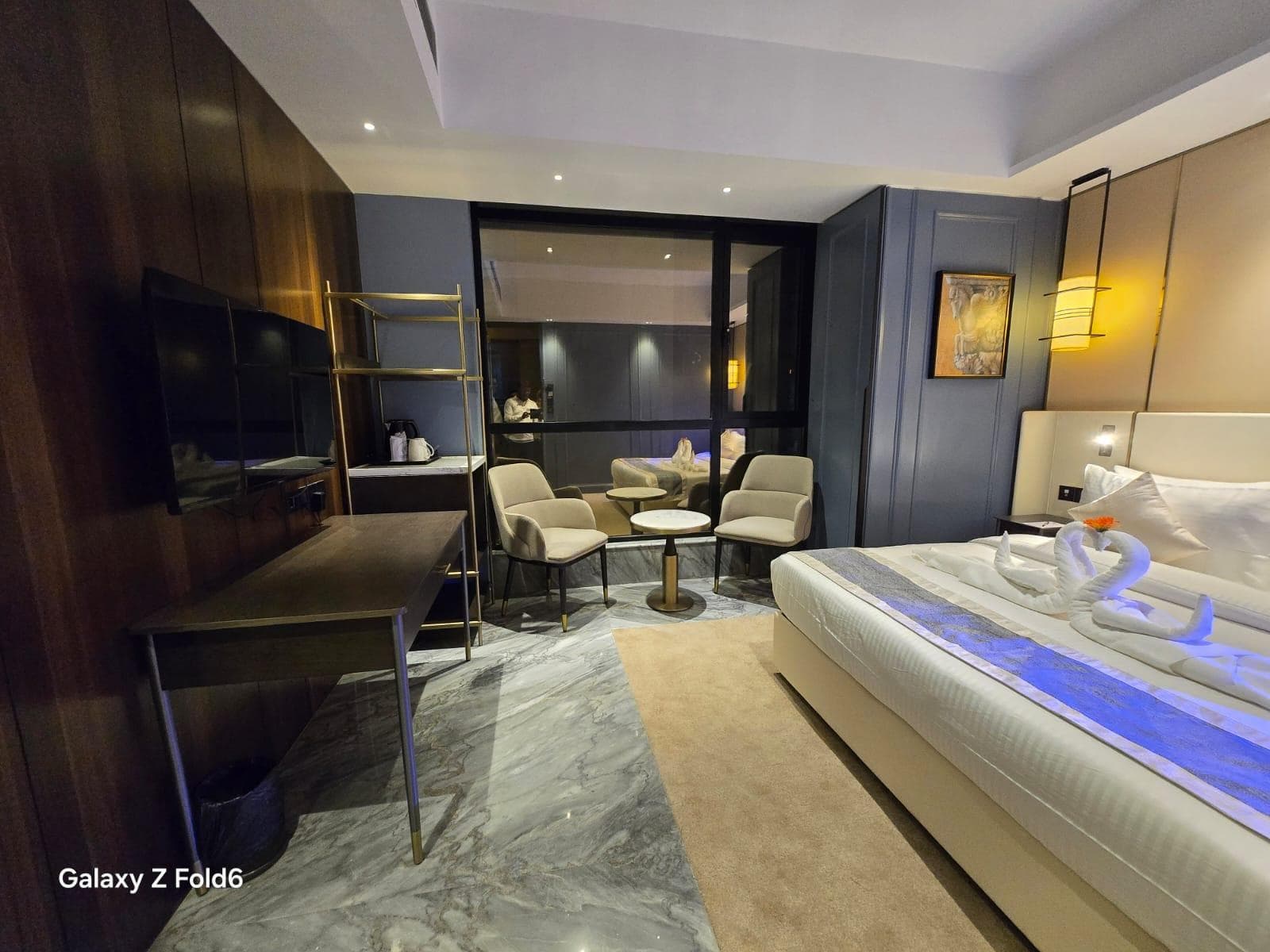 FLORIC HOTEL photo 2
