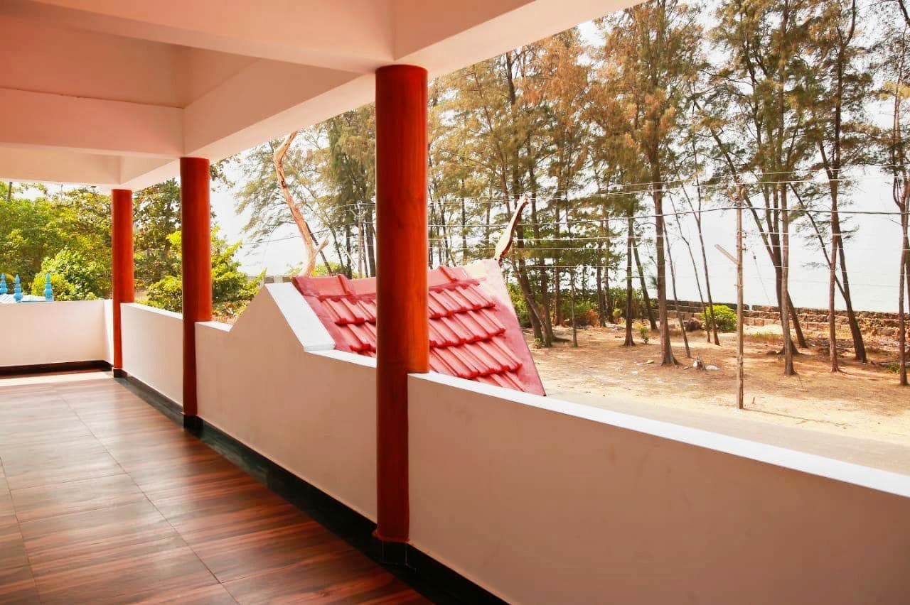 Relax inn cherai photo 3
