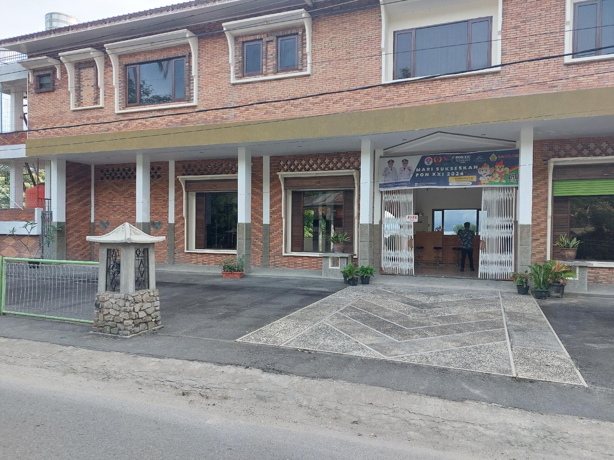 Gondang Sivali Hotel