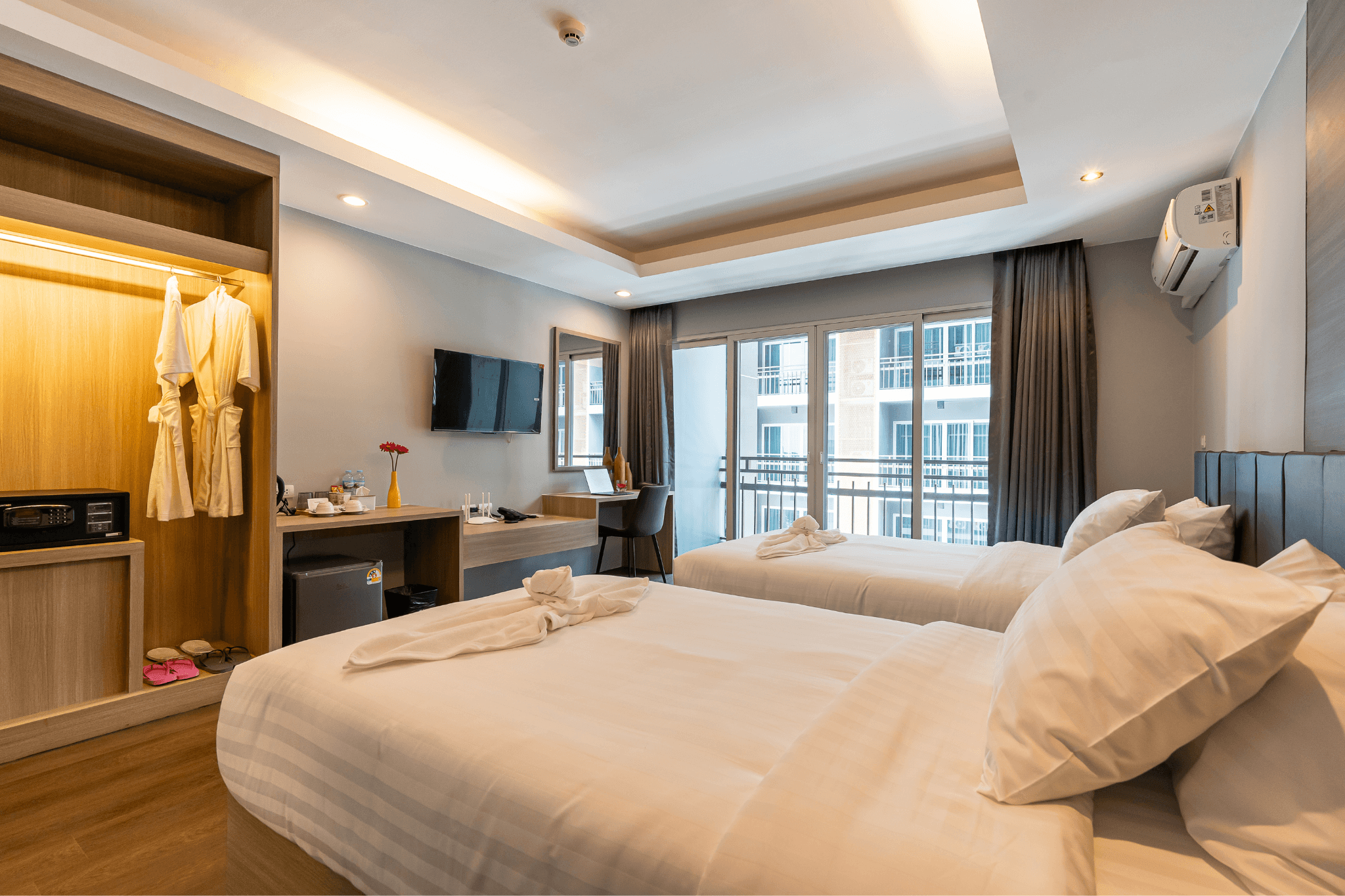 Tisha Hotel photo 4