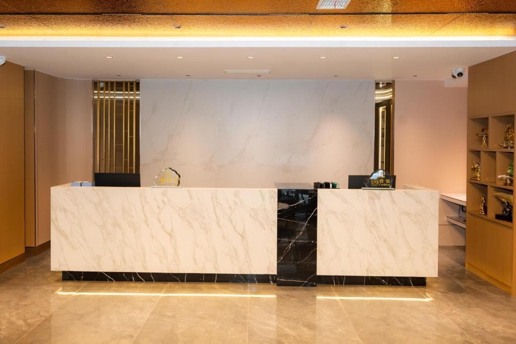 Jiuding Joy Hotel
