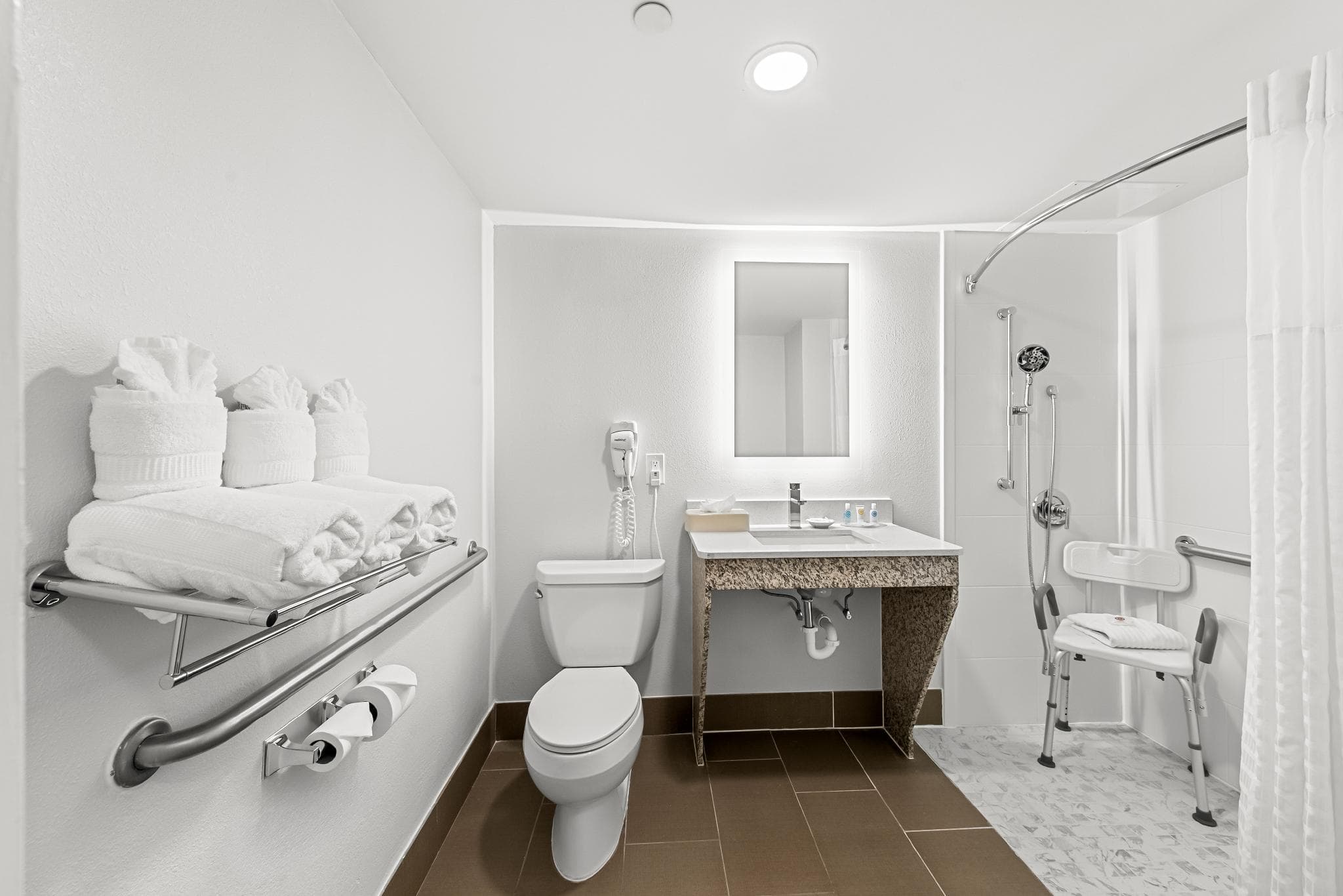 Comfort Inn & Suites Durham near Duke University