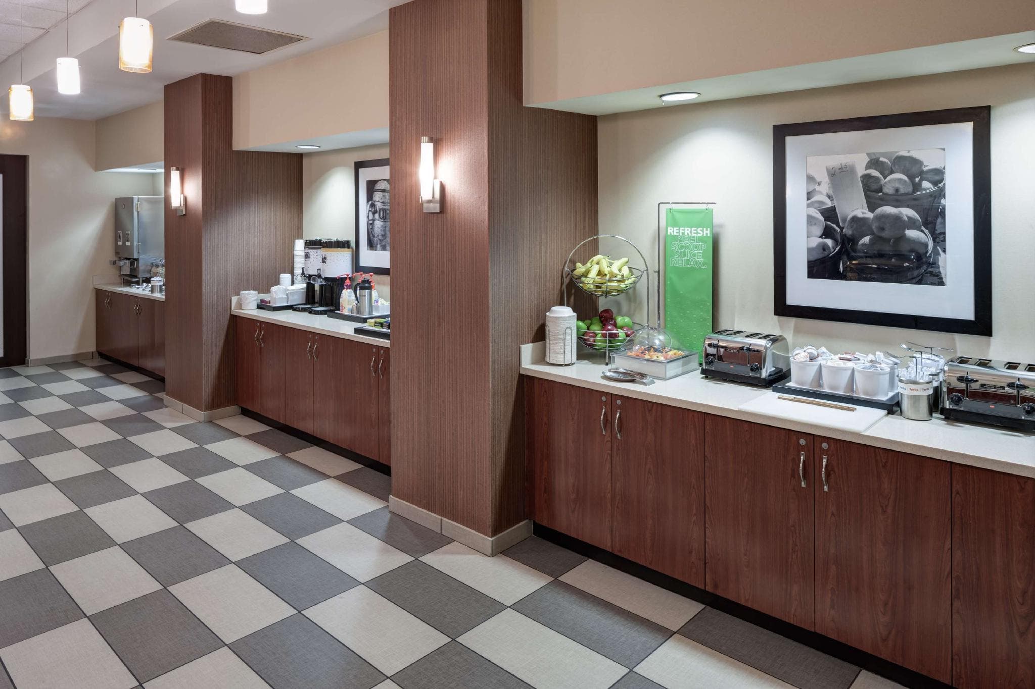 Hampton Inn St. Louis-Downtown (At the Gateway Arch) photo 3