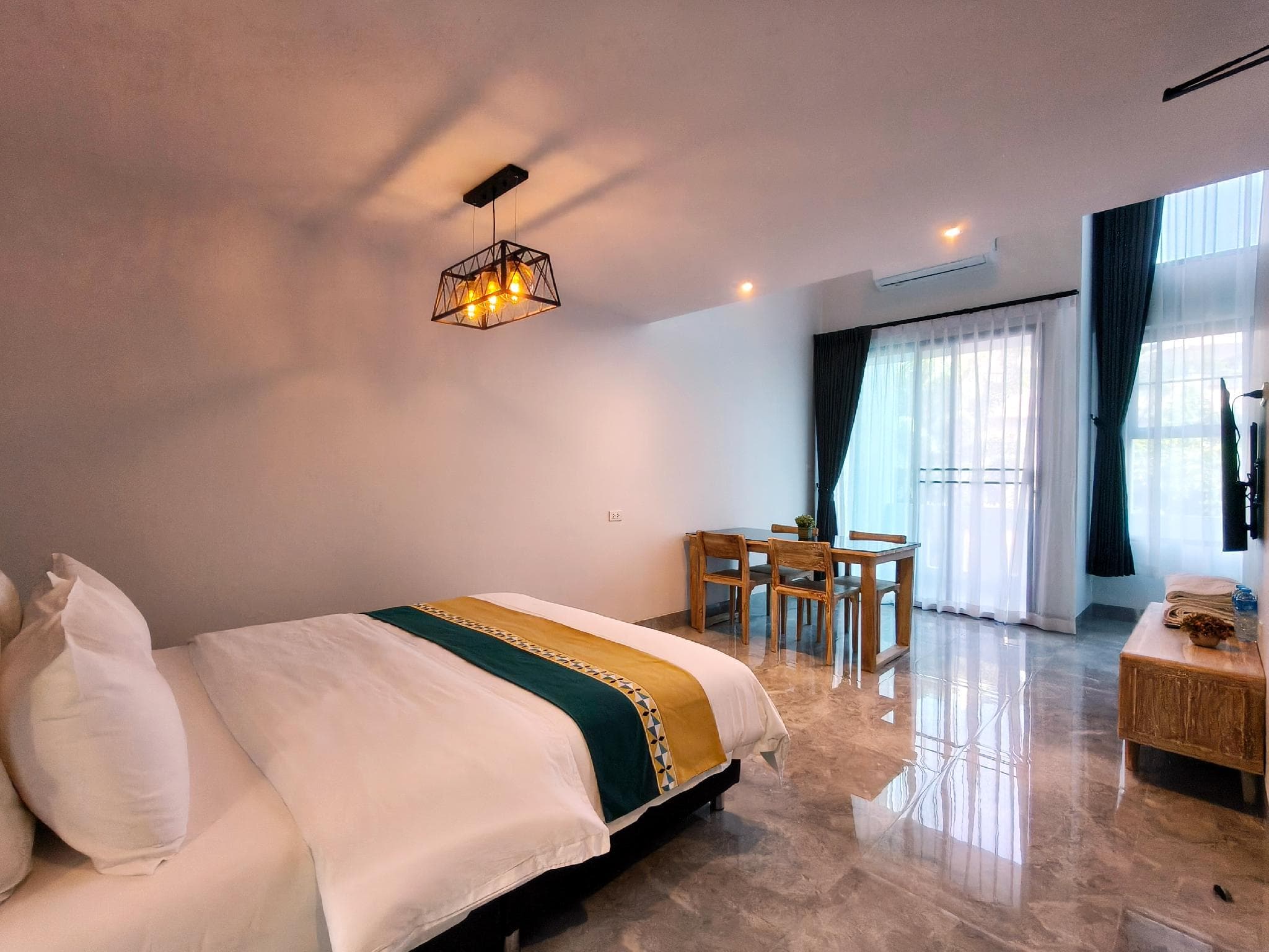 Phuket Leisure Time Hotel photo 2