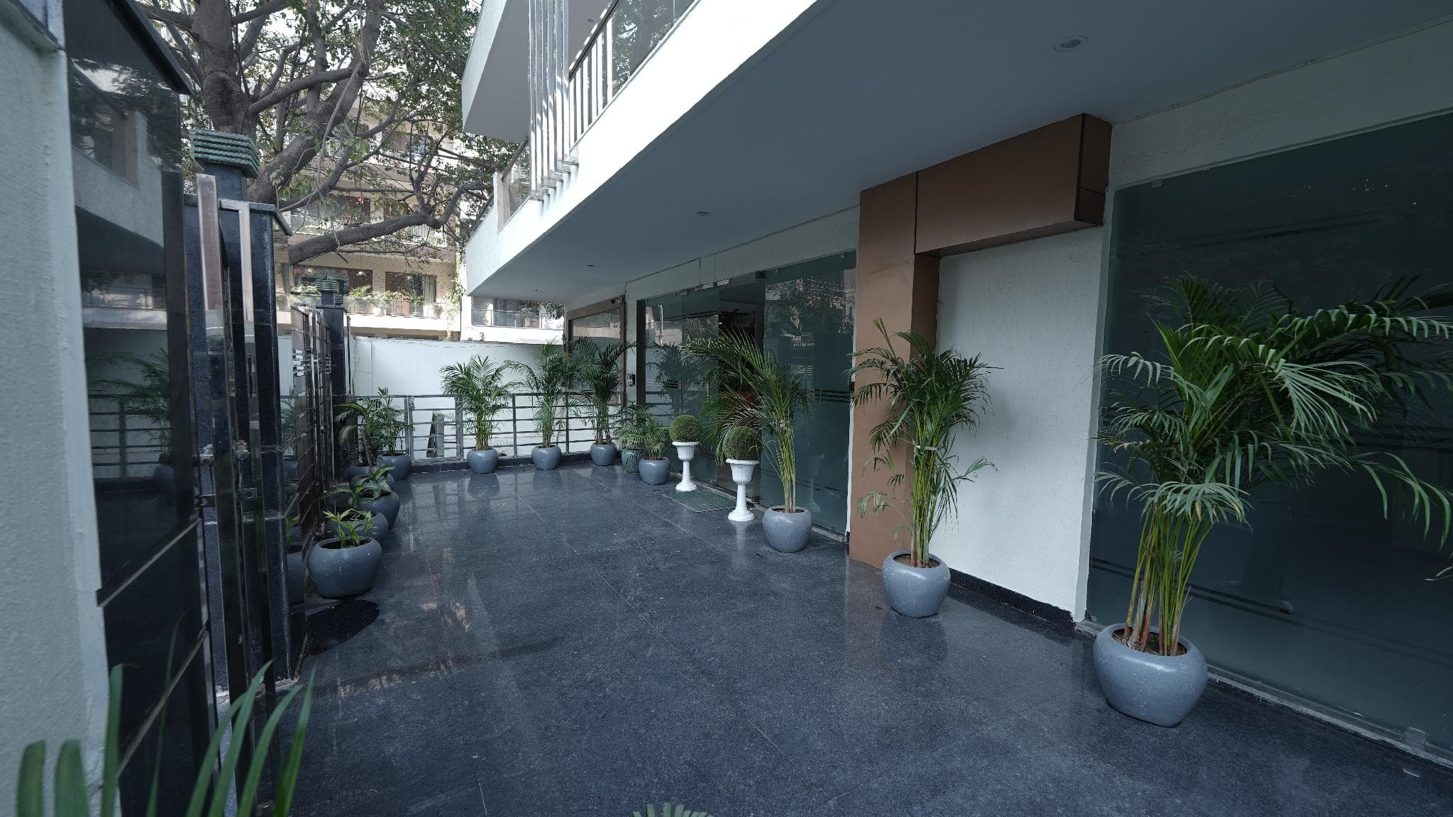 Corporate Stays - Golf Course Road photo 3