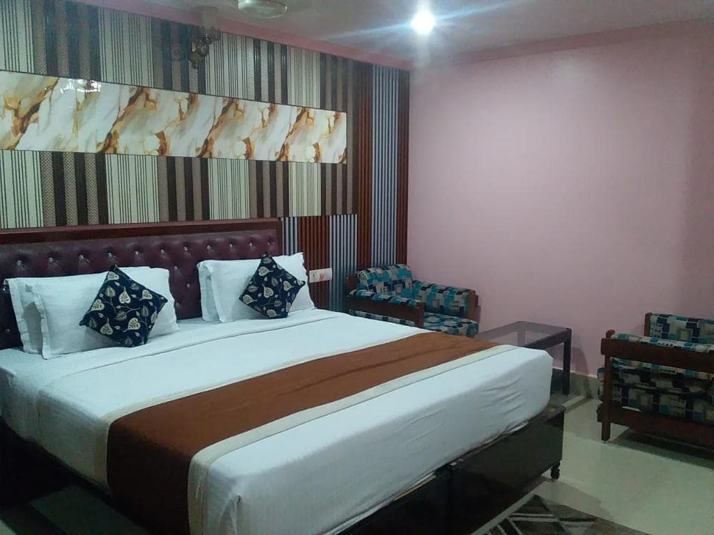DhamStay Hotel Gokul Plaza Bhubaneswar Near Railway Station - Free Breakfast photo 5