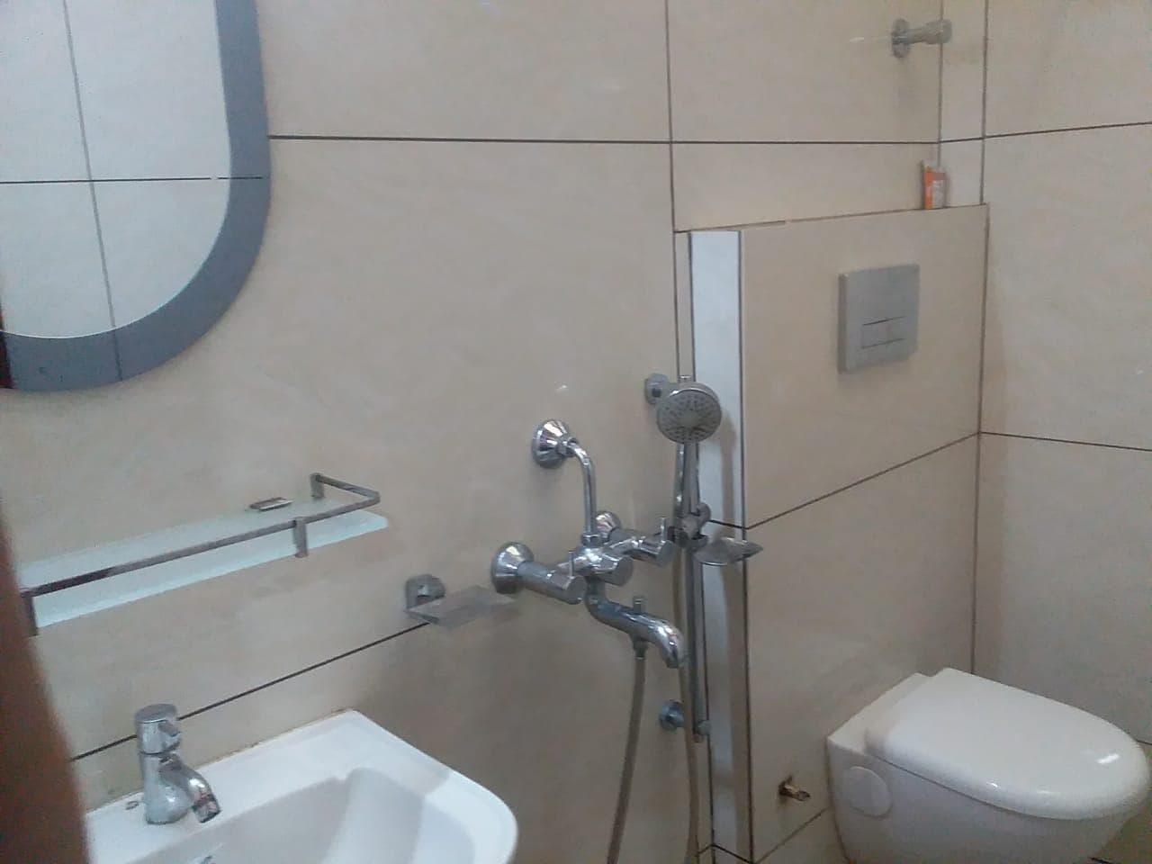 DhamStay Hotel Gokul Plaza Bhubaneswar Near Railway Station - Free Breakfast photo 3