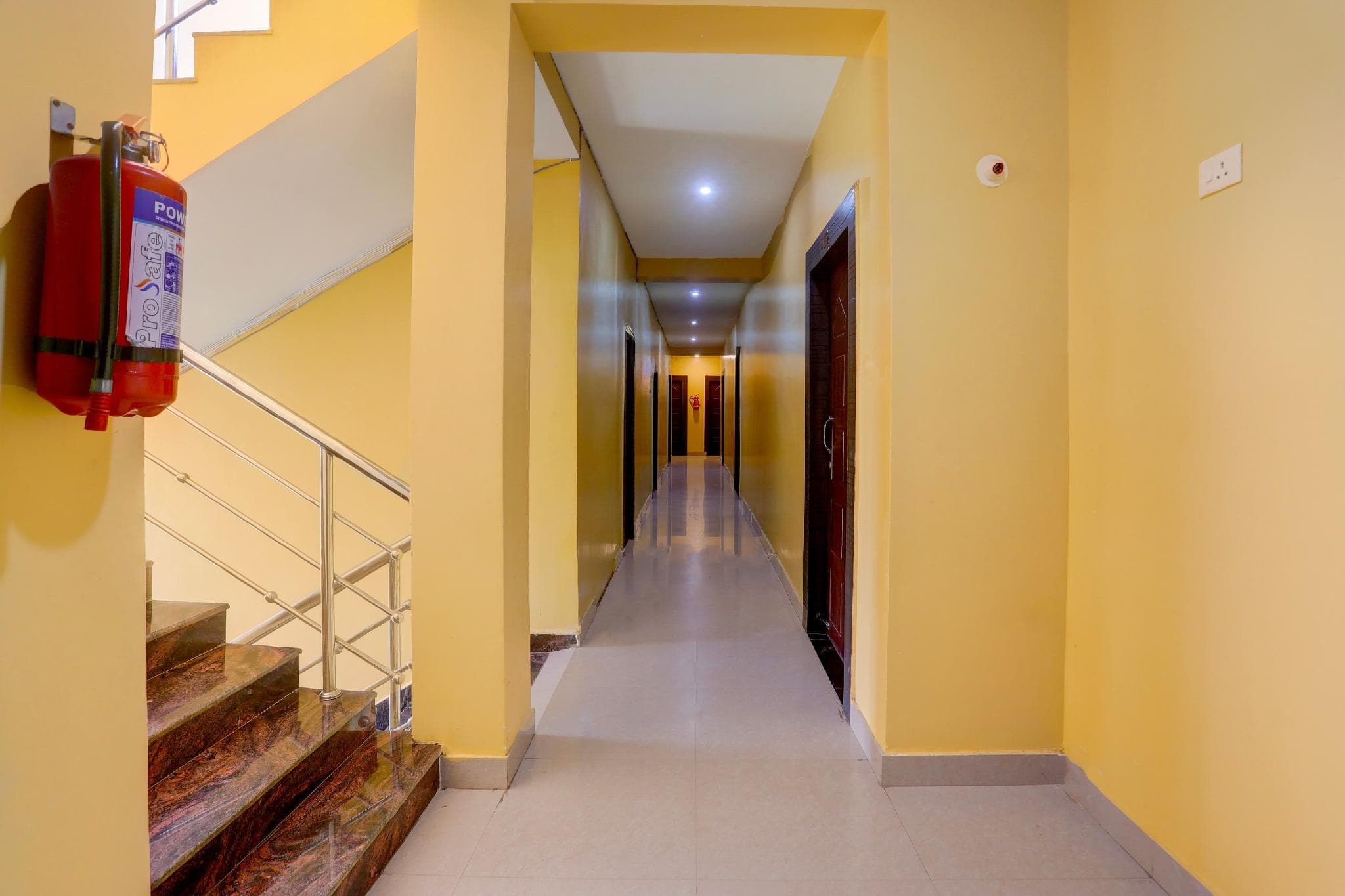 Super Hotel O New Marine Drive Puri Formerly Padmahar photo 4