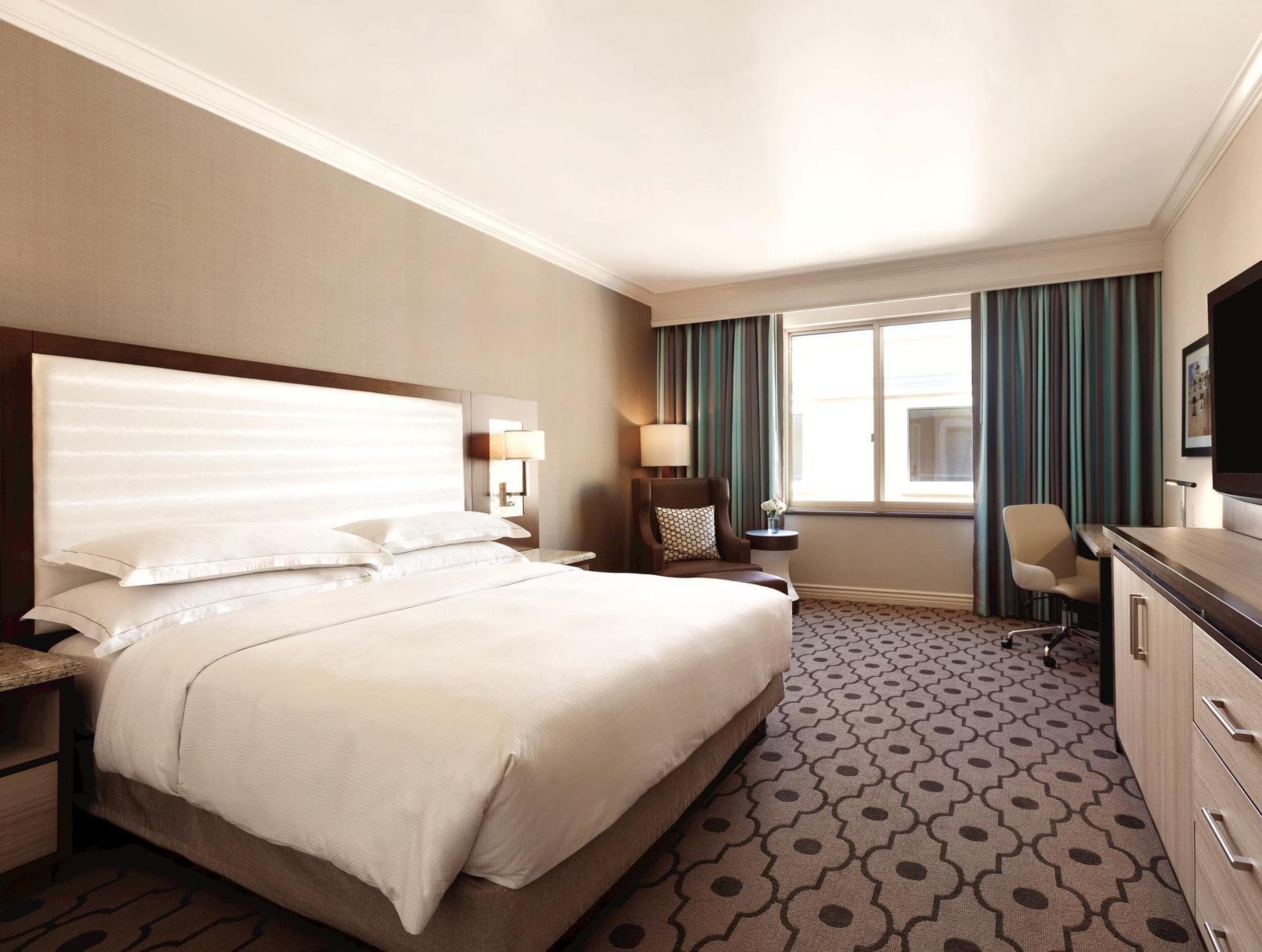 Hilton Los Angeles/San Gabriel photo 2