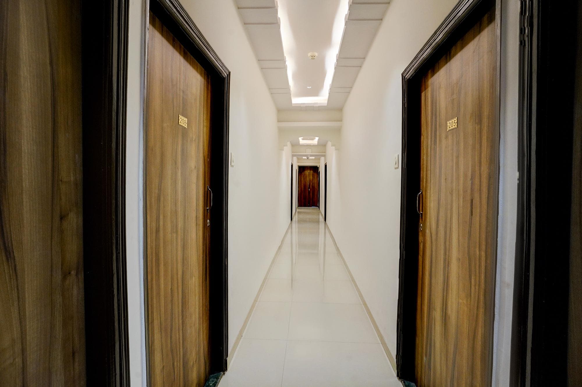 FabHotel Blissful Stays photo 5