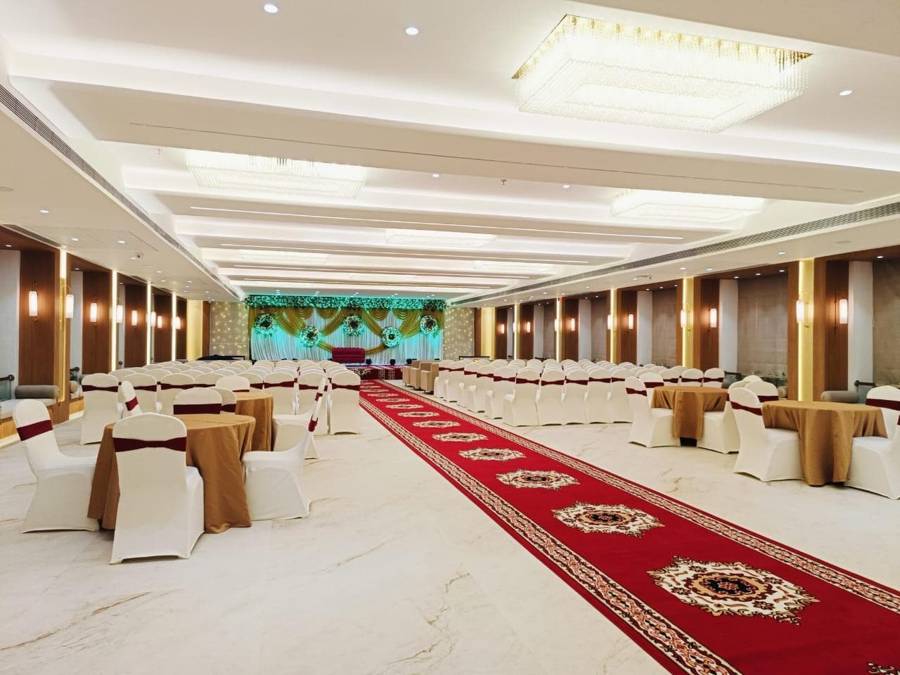 MURLI HOTEL LUXURY ROOMS photo 5