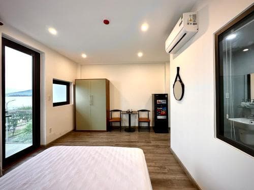 Aura Beachfront Hotel Apartment photo 3