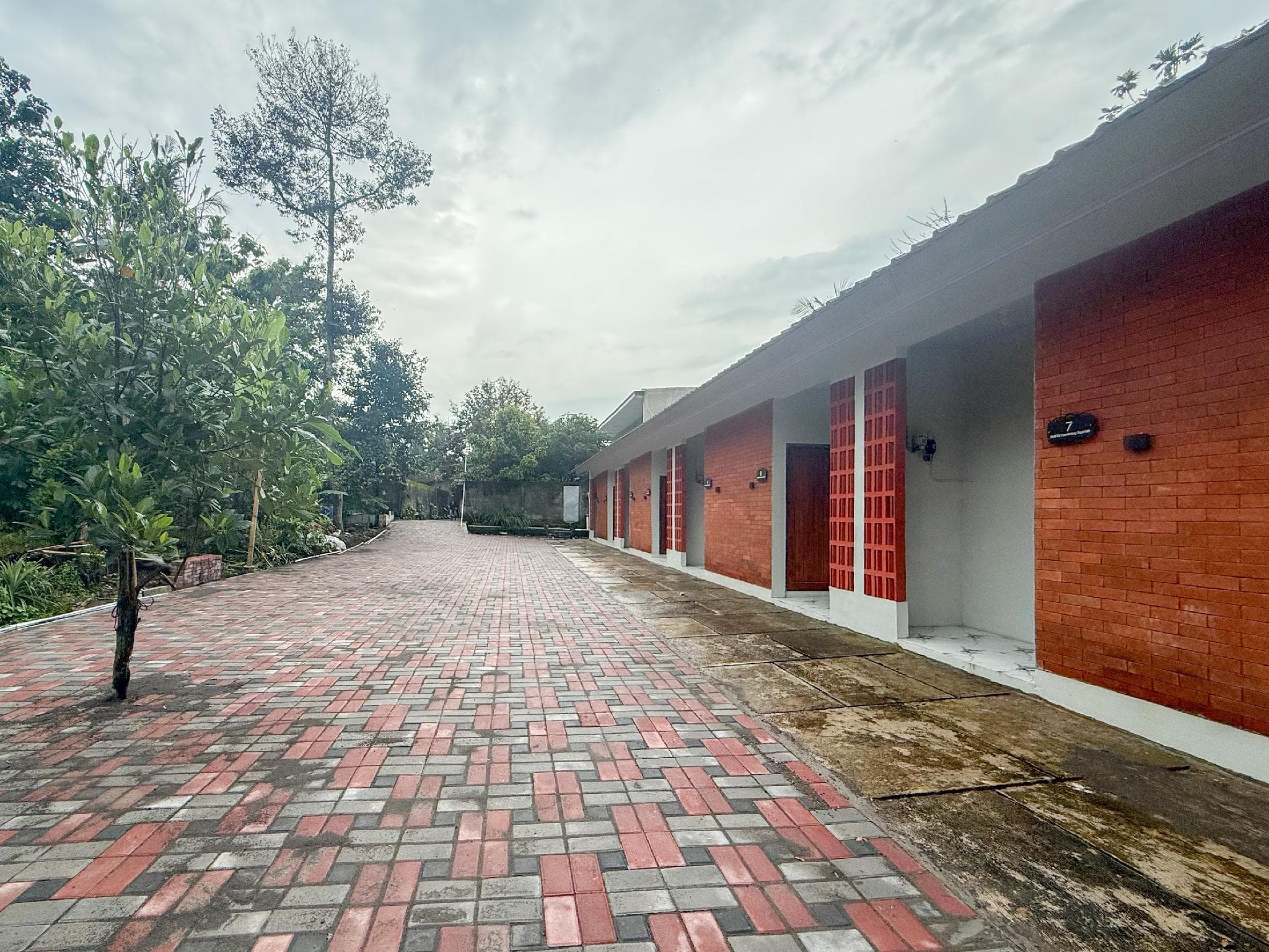 Nafia Homestay Syariah RedPartner near Sleman City Hall