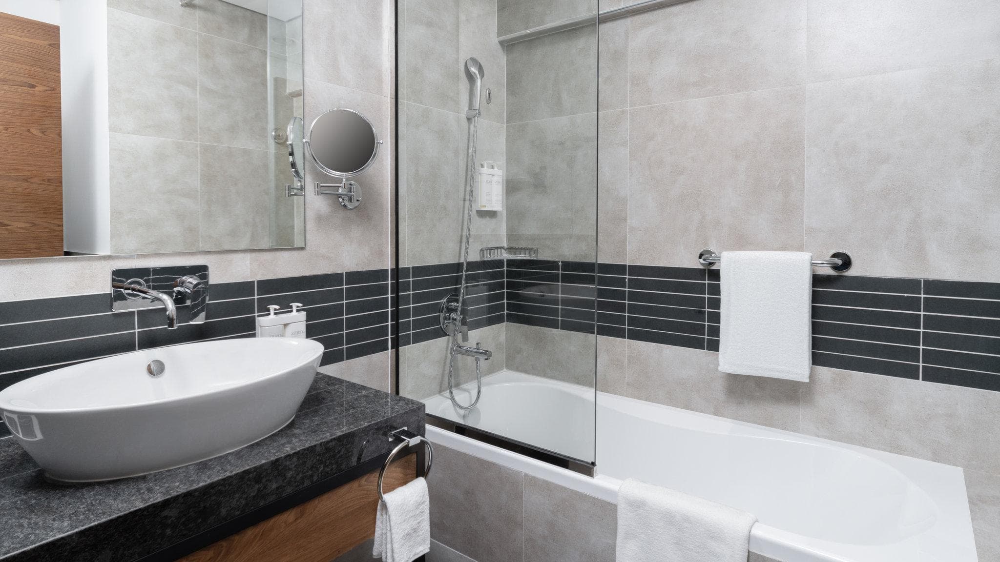 Holiday Inn Dubai Jumeirah Village Circle by IHG photo 2