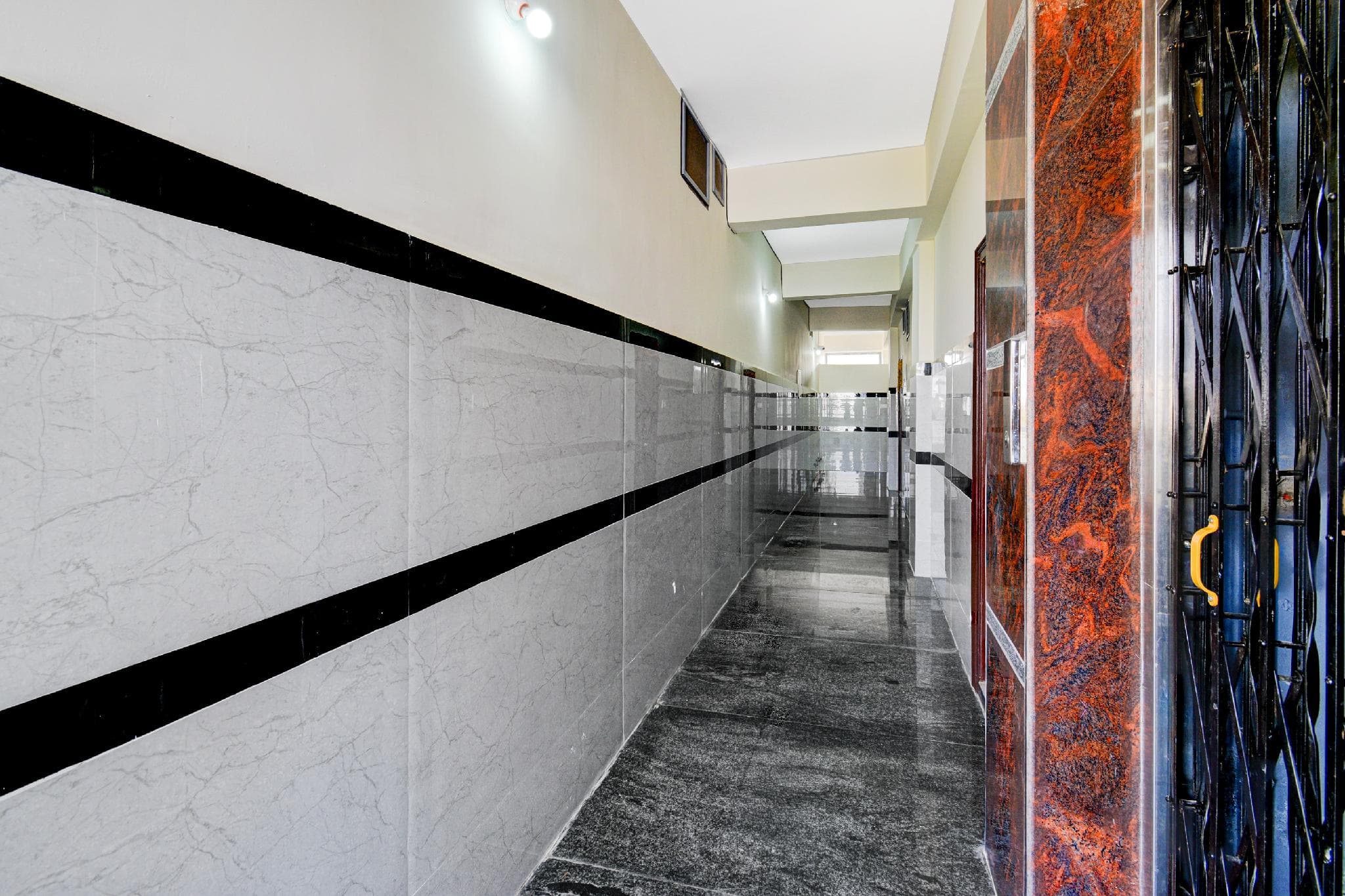 Super Hotel O Square Mall Hyderabad Formerly Skandas Residency photo 5