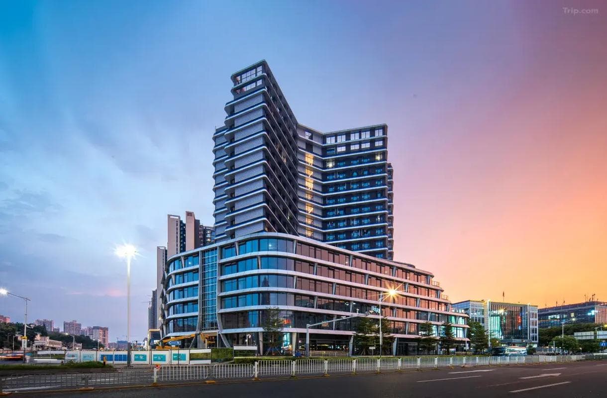 Boxi·City View Audio-Visual Service Apartment - Shenzhen Guanlan Huixikeng Metro Station Store