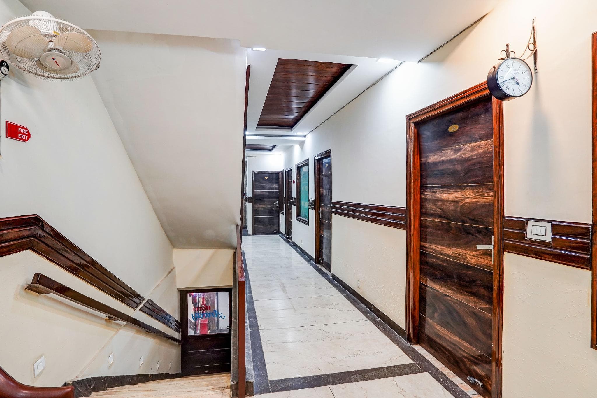 Super Collection O by OYO Zirakpur - Patiala Road Formerly Hotel Anvay photo 4