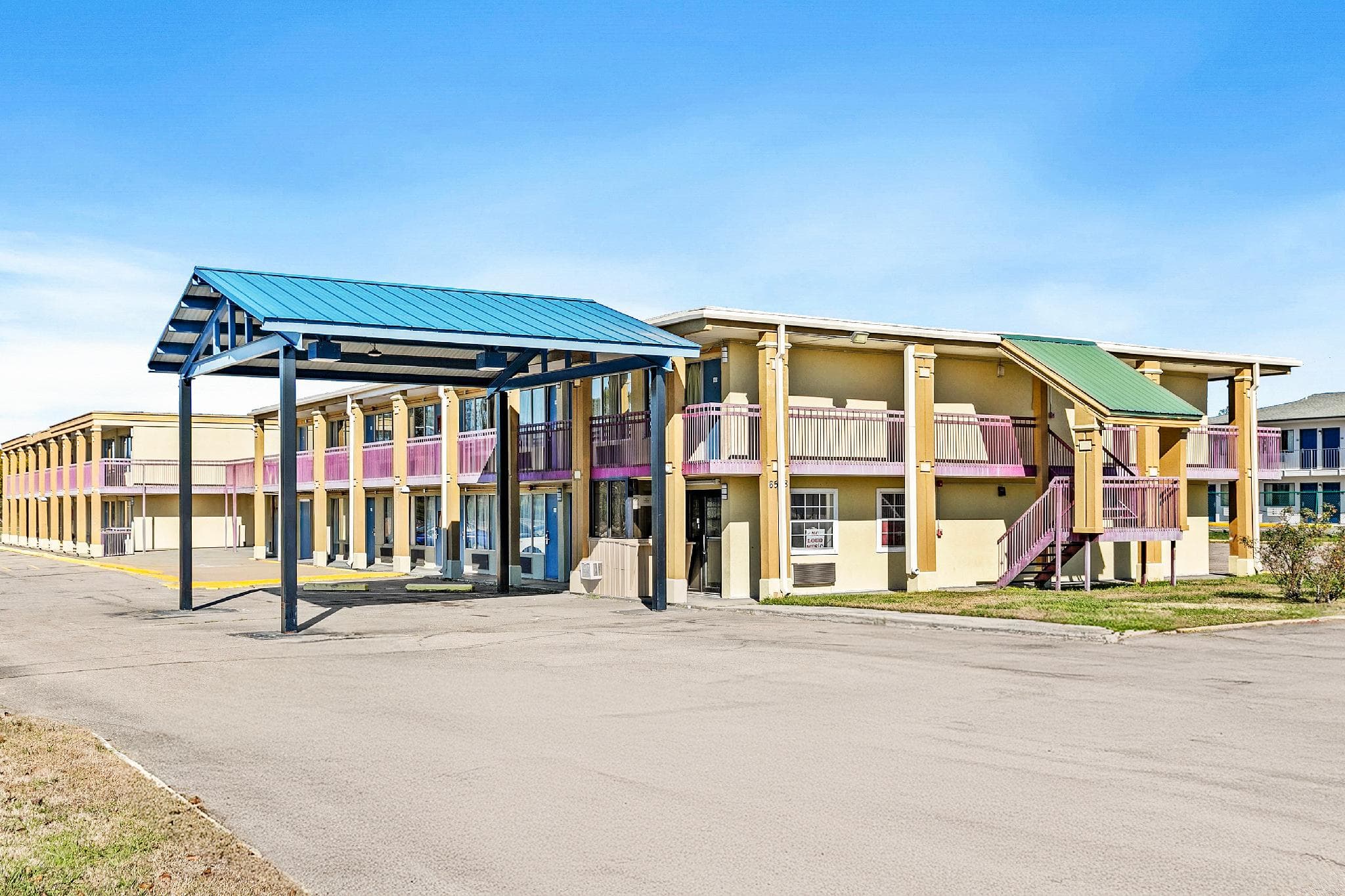 Luxury Inn By Hotel O Hattiesburg, MS photo 5