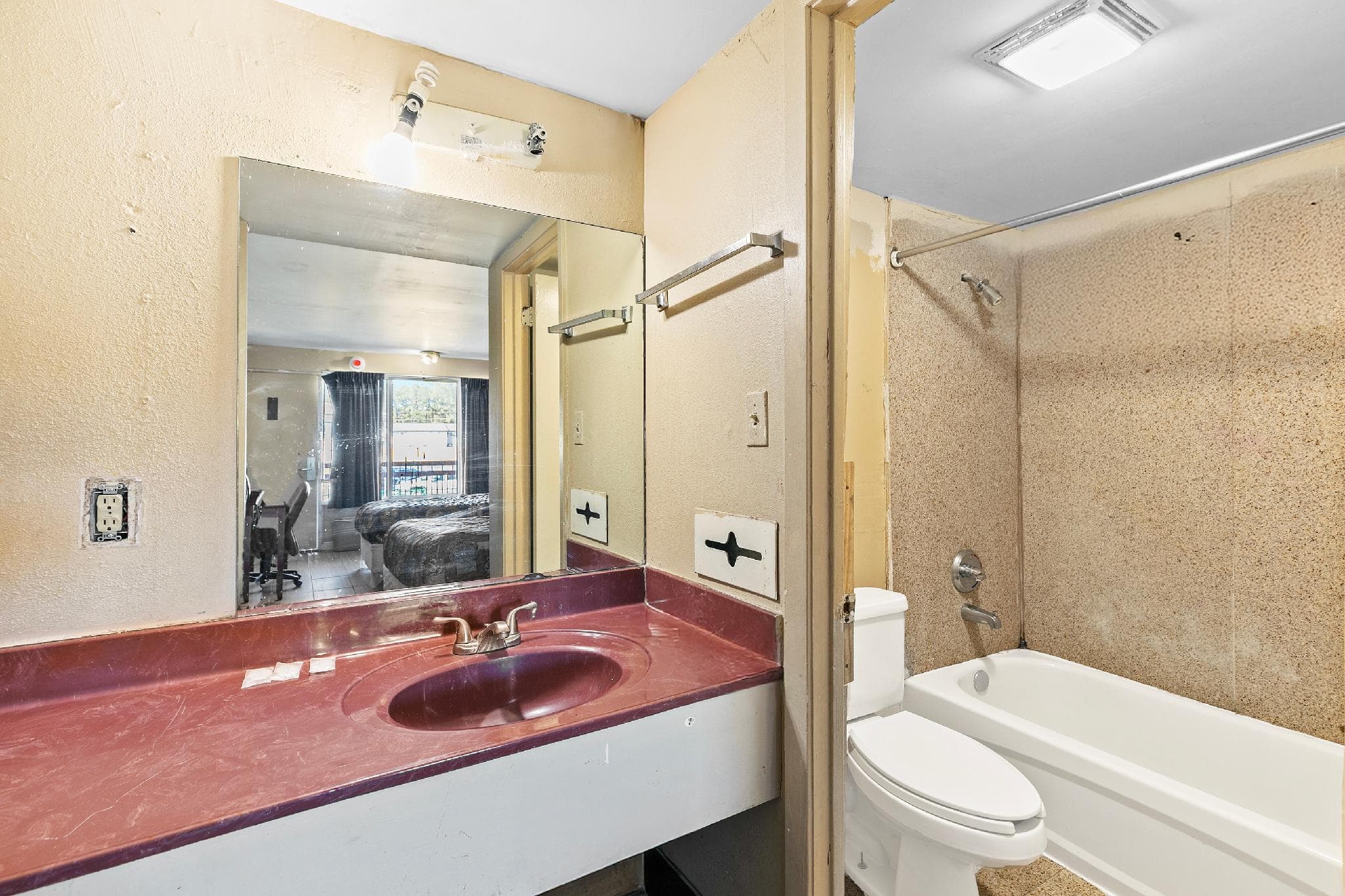 Luxury Inn By Hotel O Hattiesburg, MS photo 2
