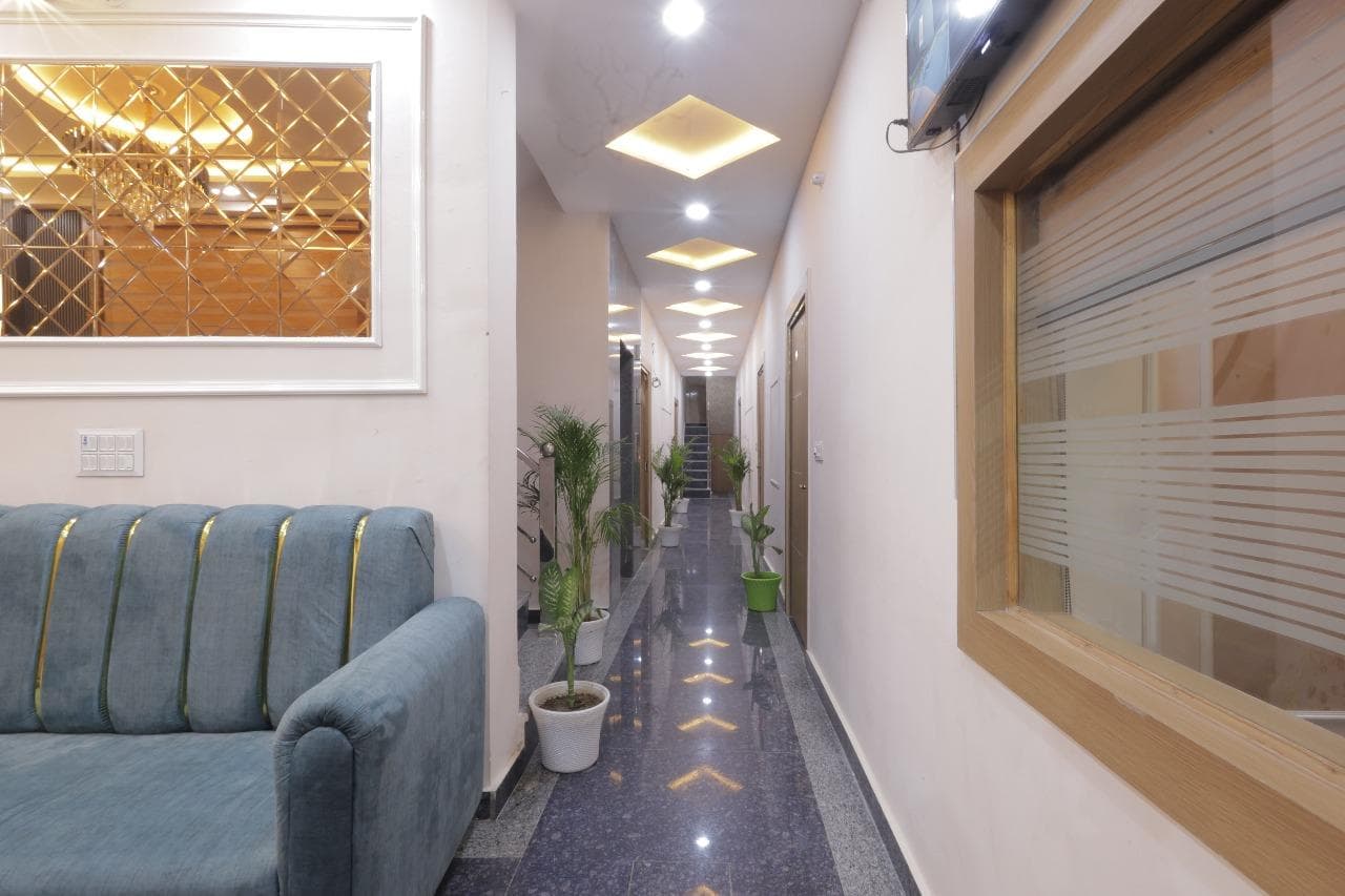 Sri RD Palace Hotel Agra photo 4
