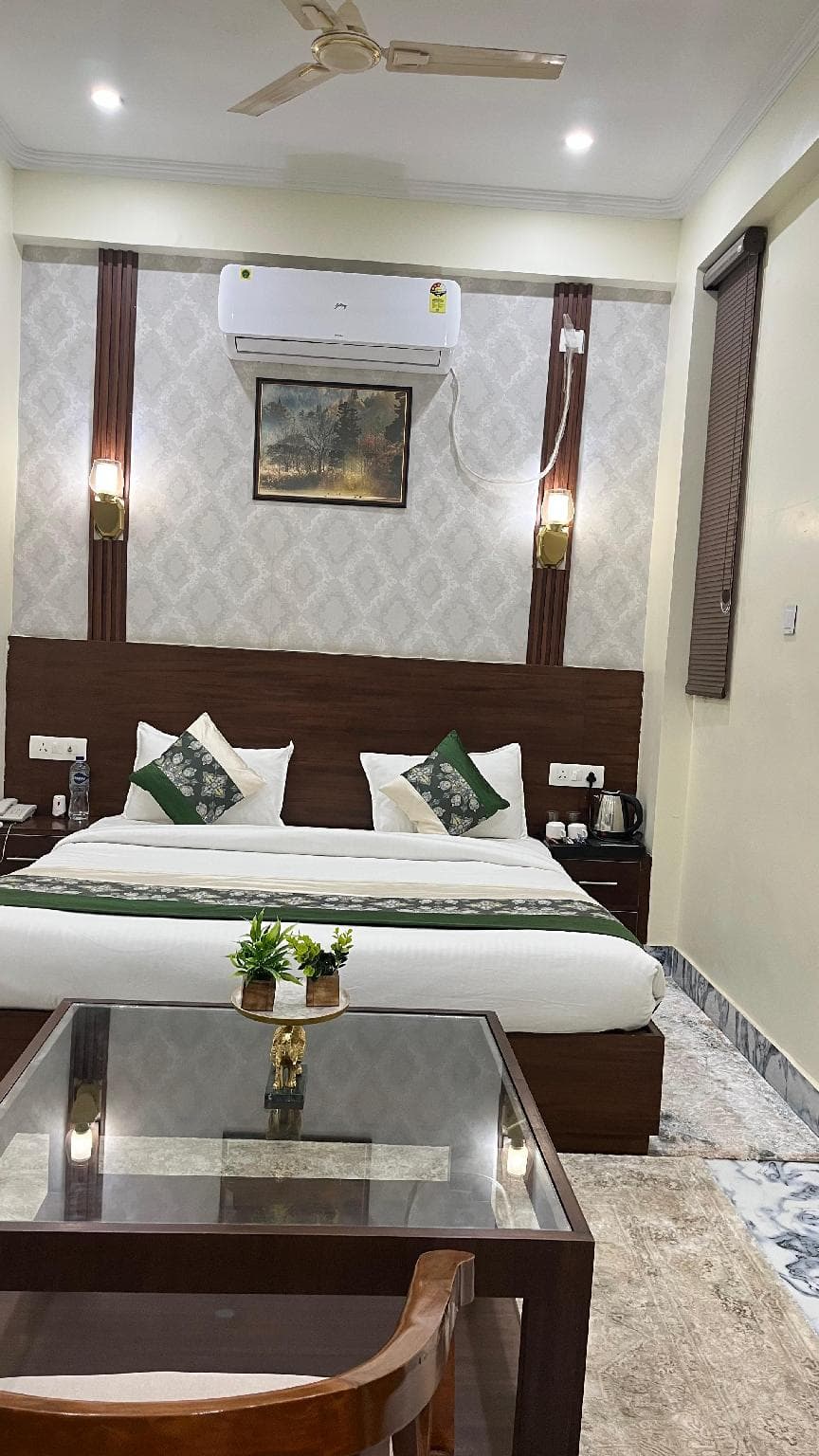 Anant Hotels Prayagraj photo 2