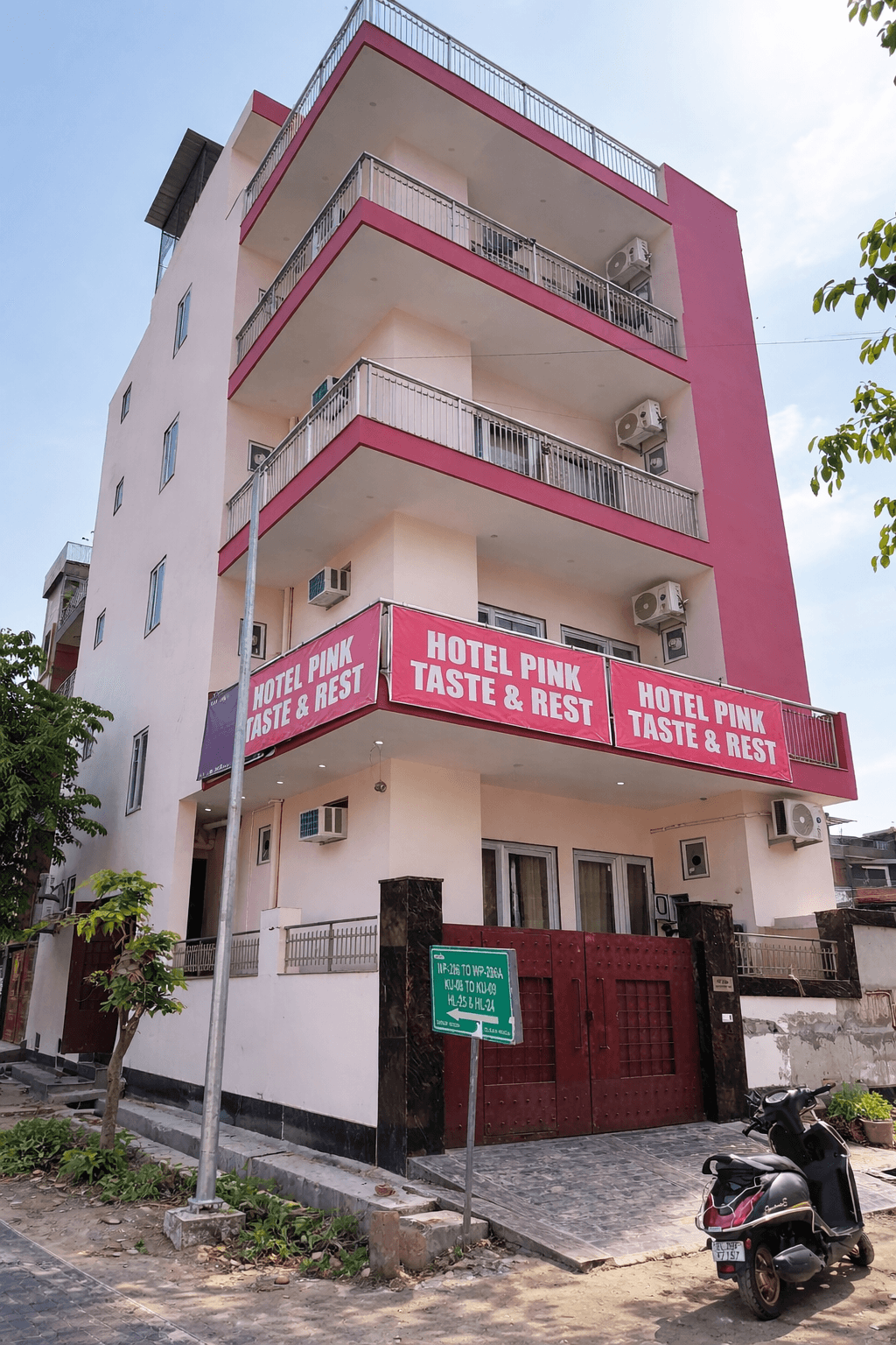 Hotel Pink Taste & Rest