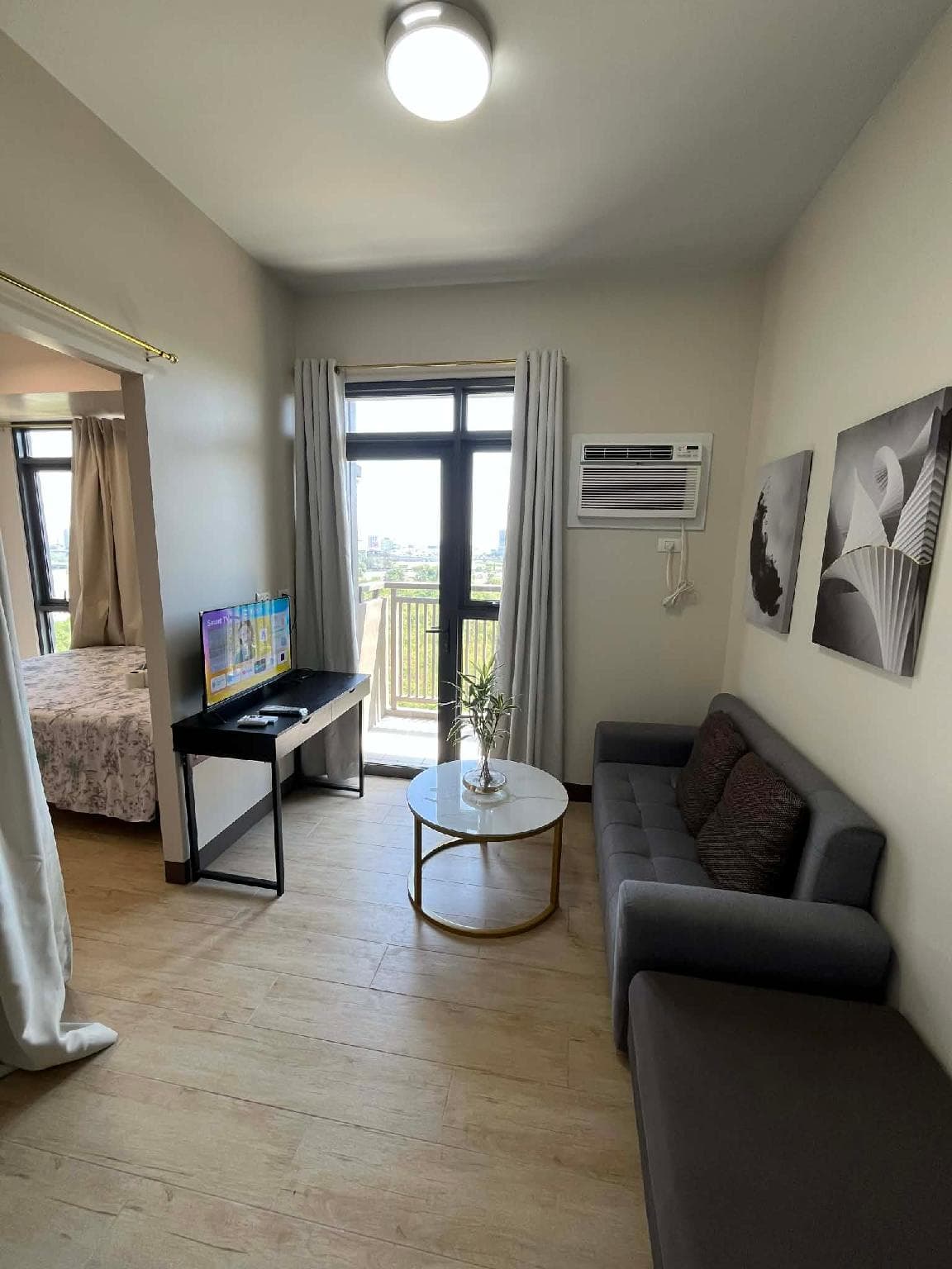 MOA Cozy Gentry Manor Unit City View Beside Okada 8G