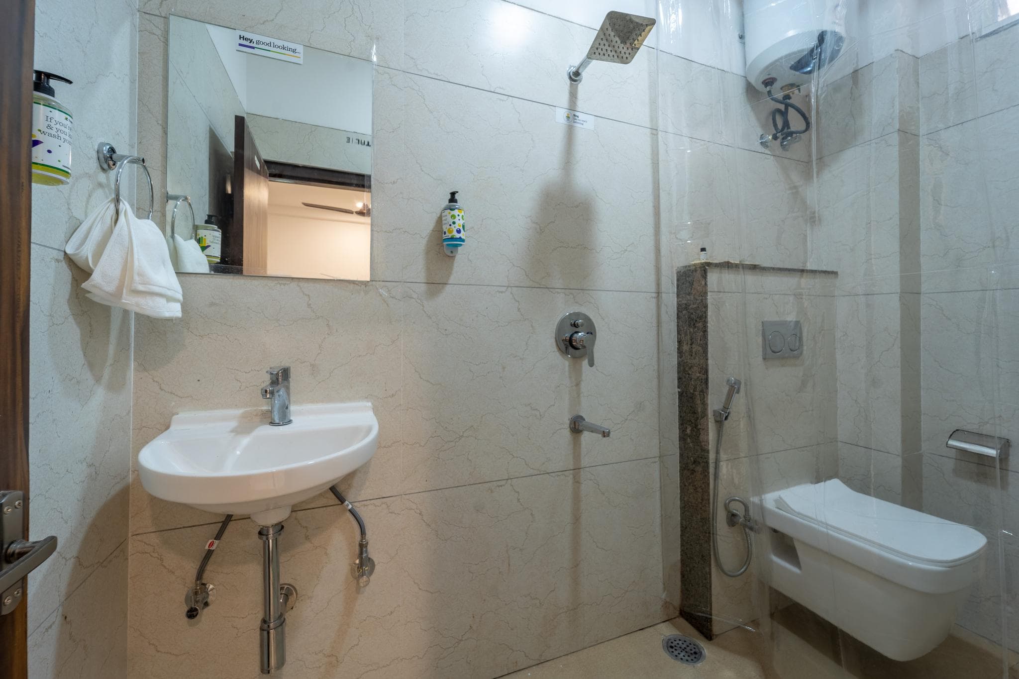 Treebo Shridhar Stay, 2.6 Km From Indore Junction photo 2