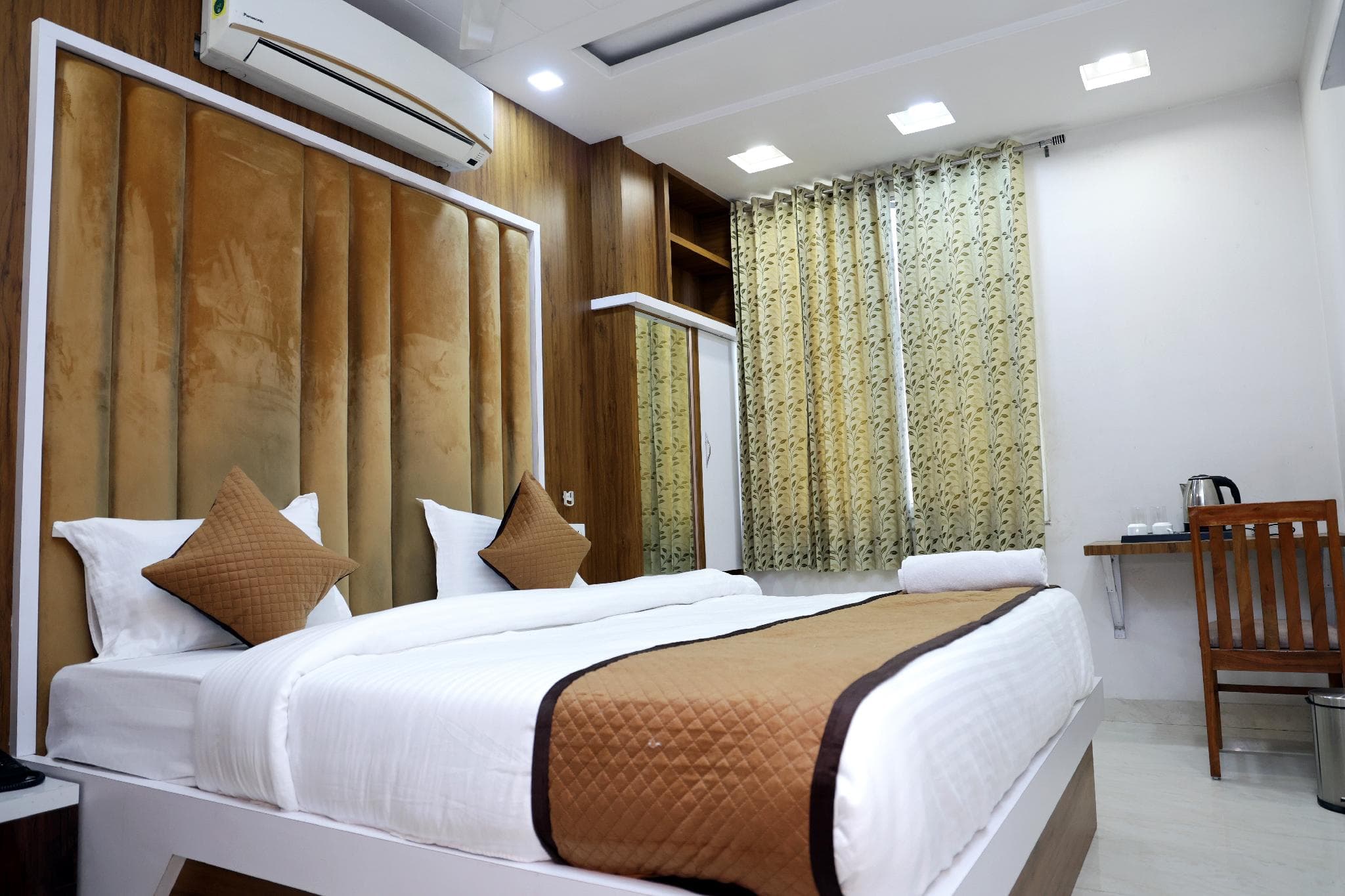 Hotel Om Elegance photo 2