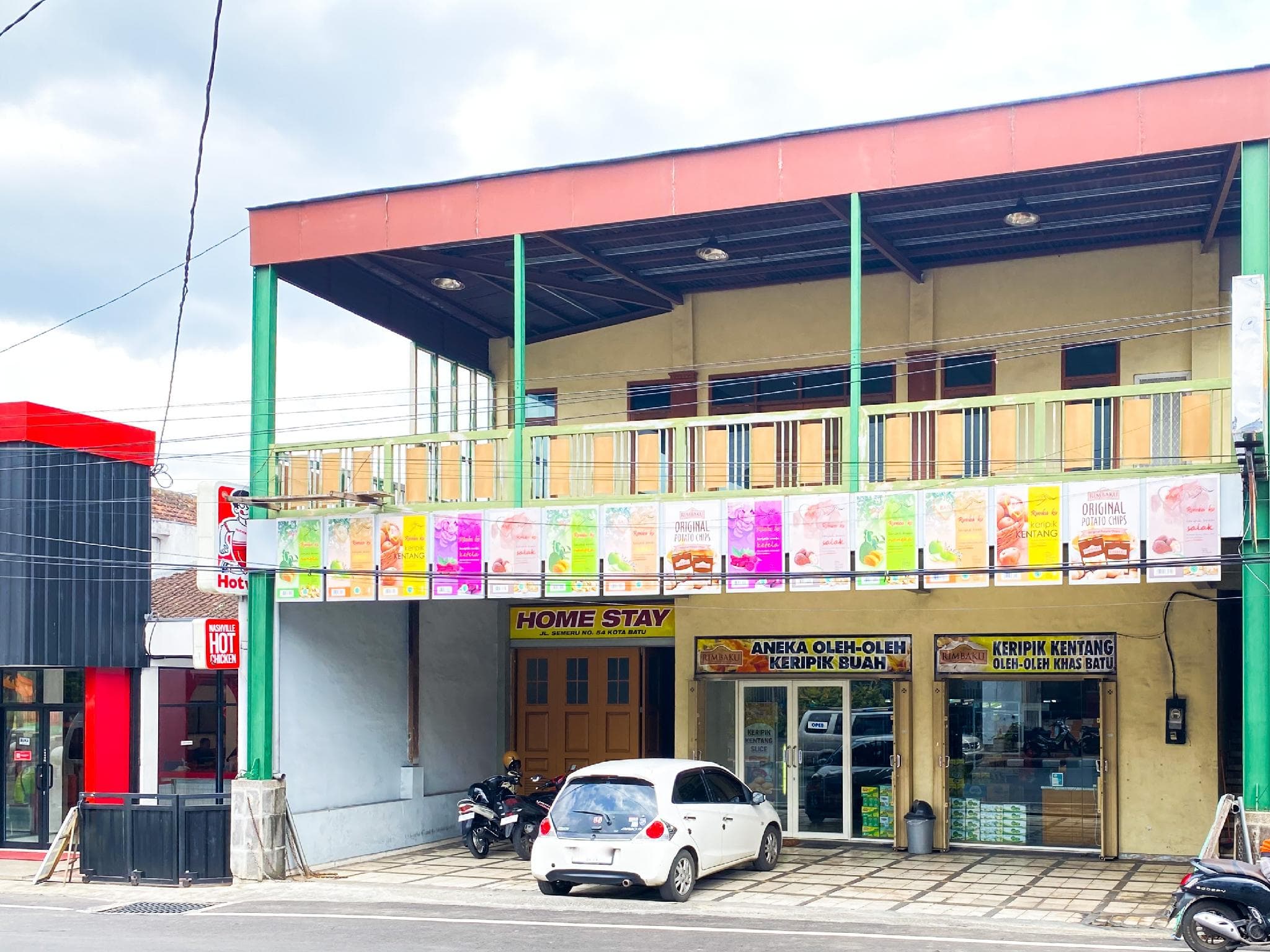Rimbaku Homestay Syariah near Alun Alun Batu RedPartner photo 4
