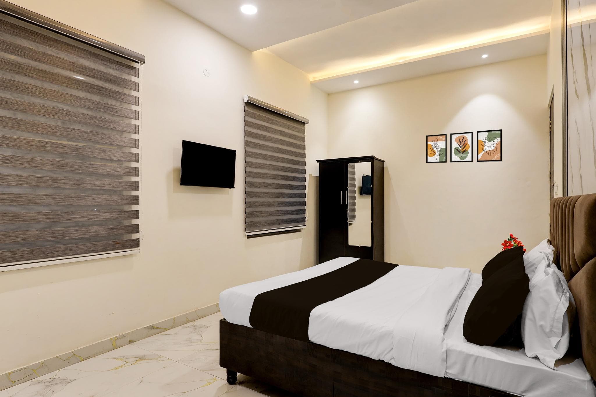 Super Townhouse by OYO GT Road Amritsar Near Fortis Hospital photo 2