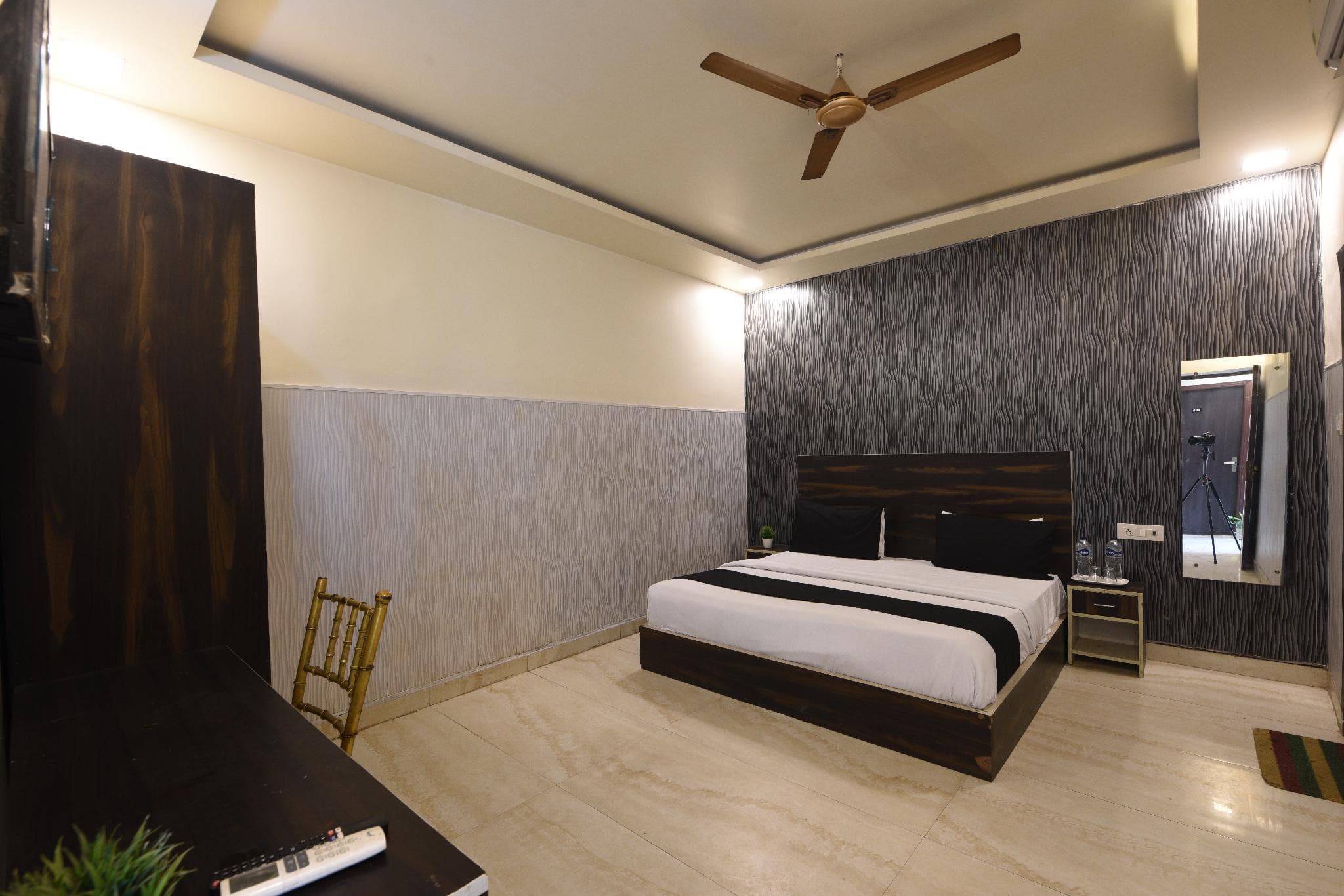 Hotel Stay 21 photo 2