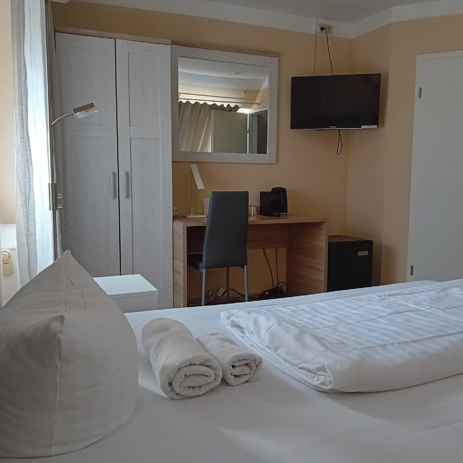 City Hotel Frankfurt Central photo 5