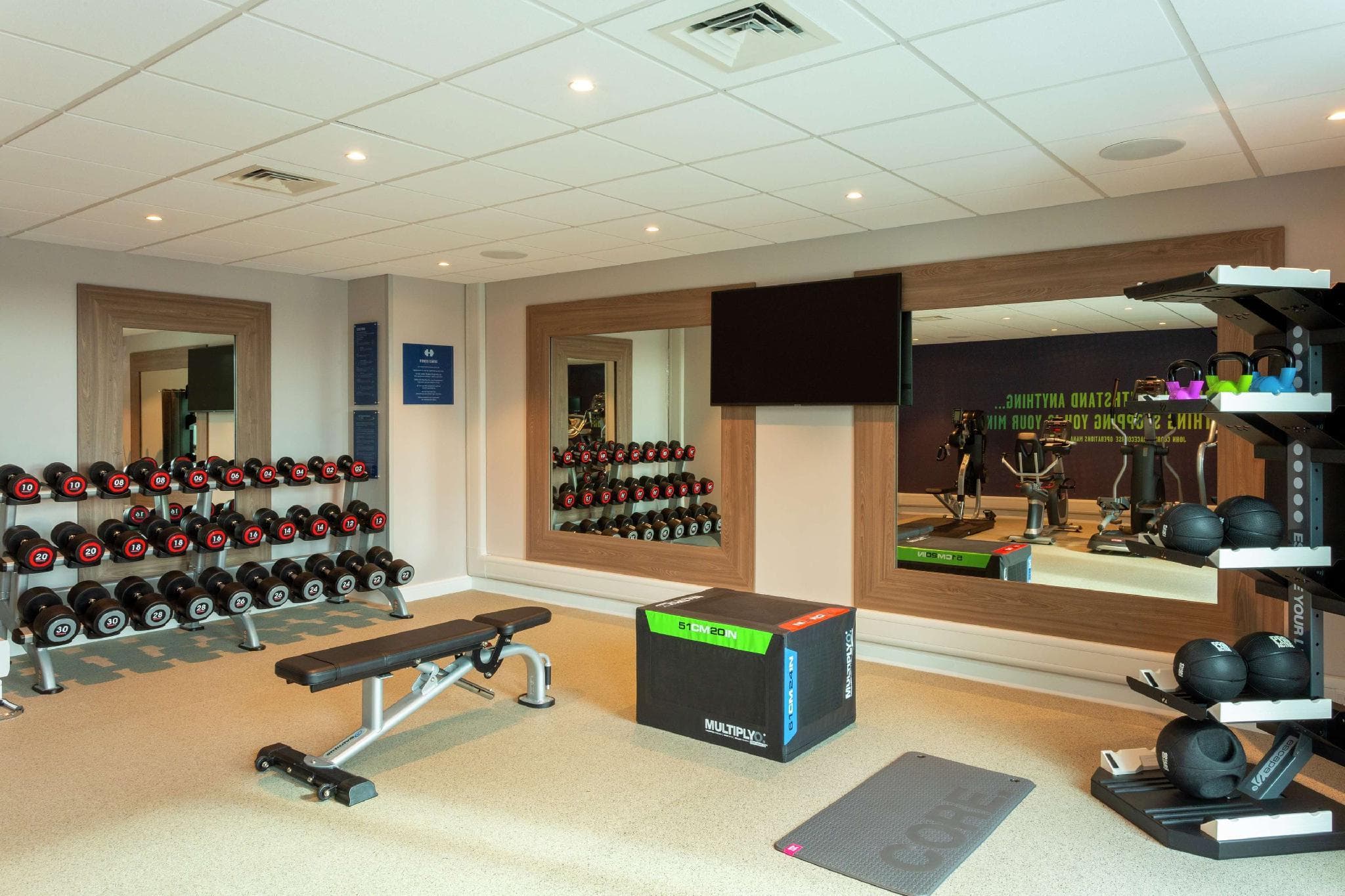 Hampton by Hilton Hamilton Park photo 4