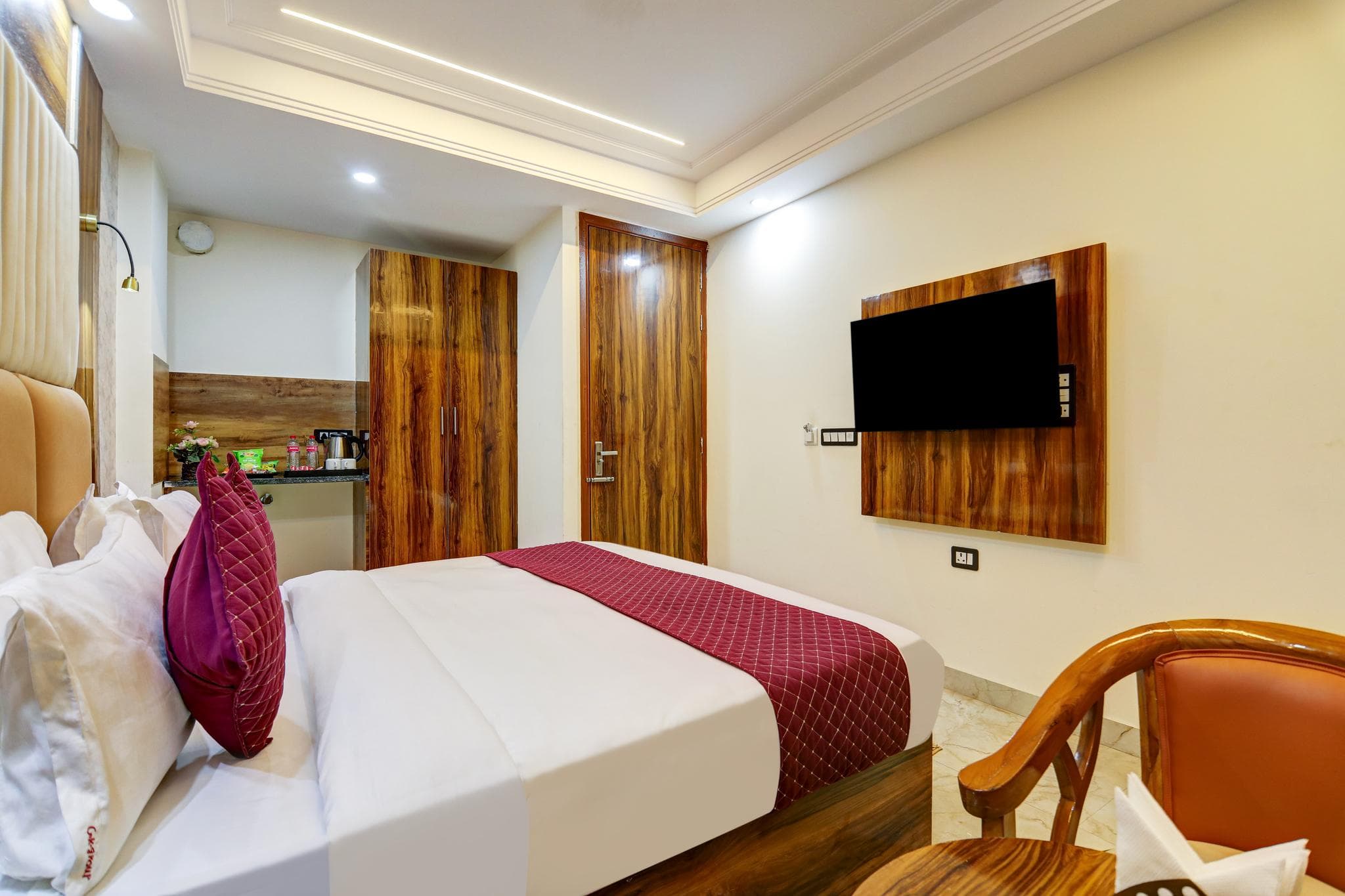 Hotel Euronite Suites Near Delhi IGI Airport photo 4