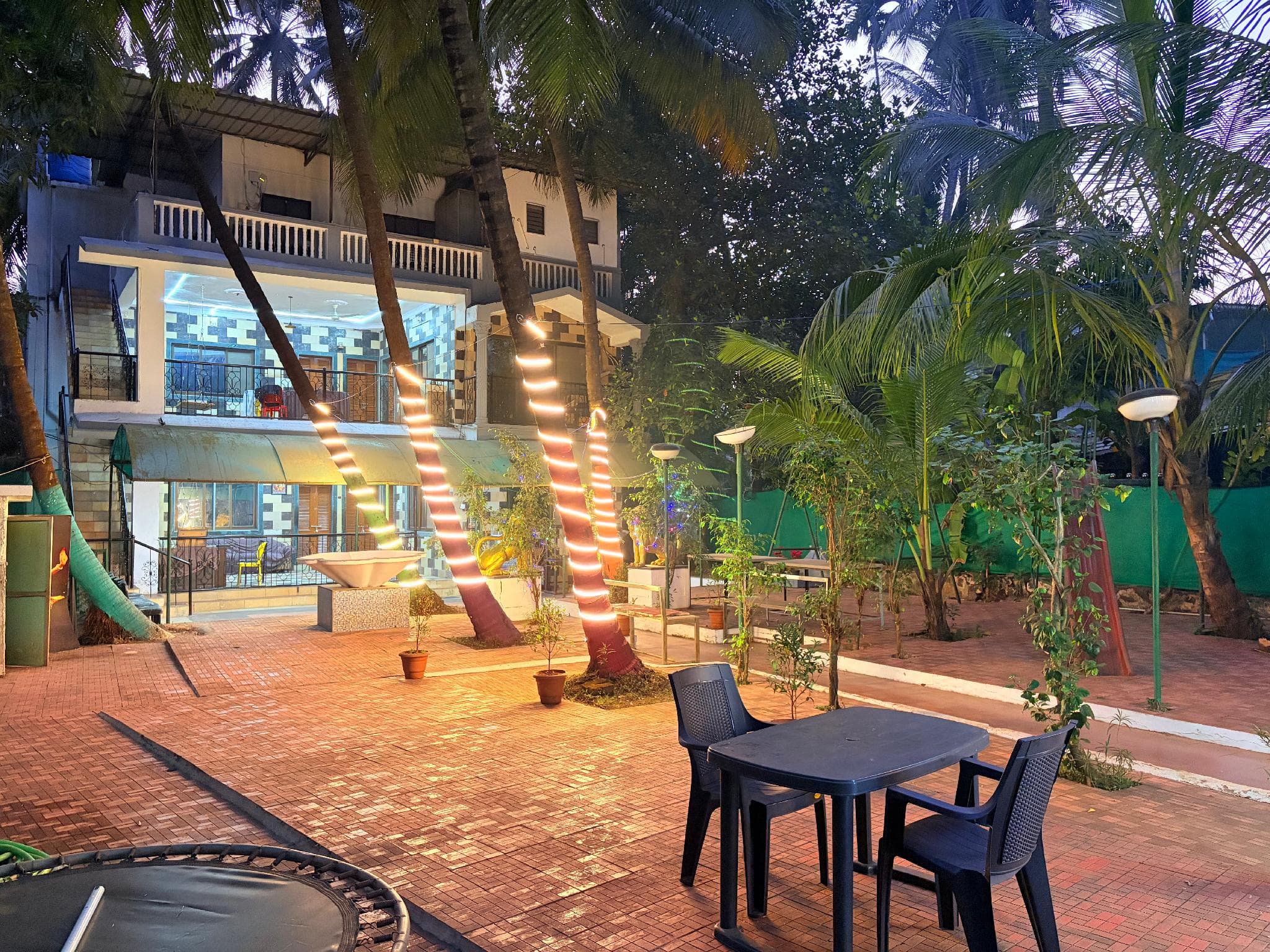Green Waves Resort