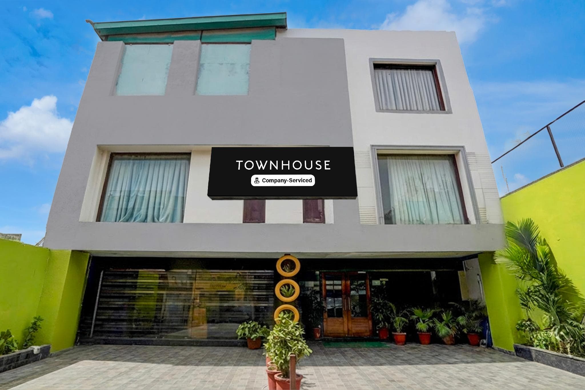 Super Townhouse by OYO Zirakpur Bus Stand Formerly Hotel Citi Inn