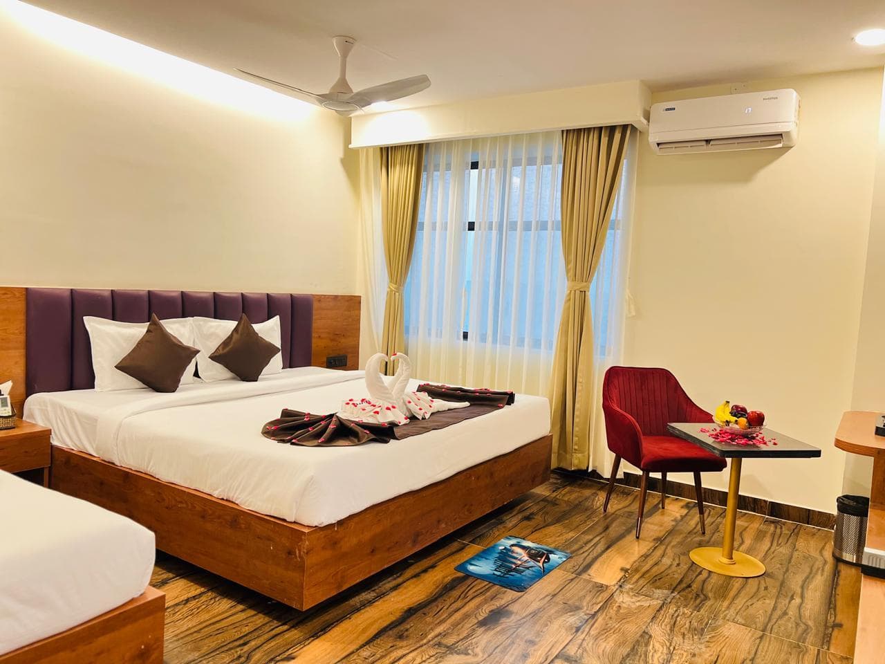 HOTEL GALADARI photo 3
